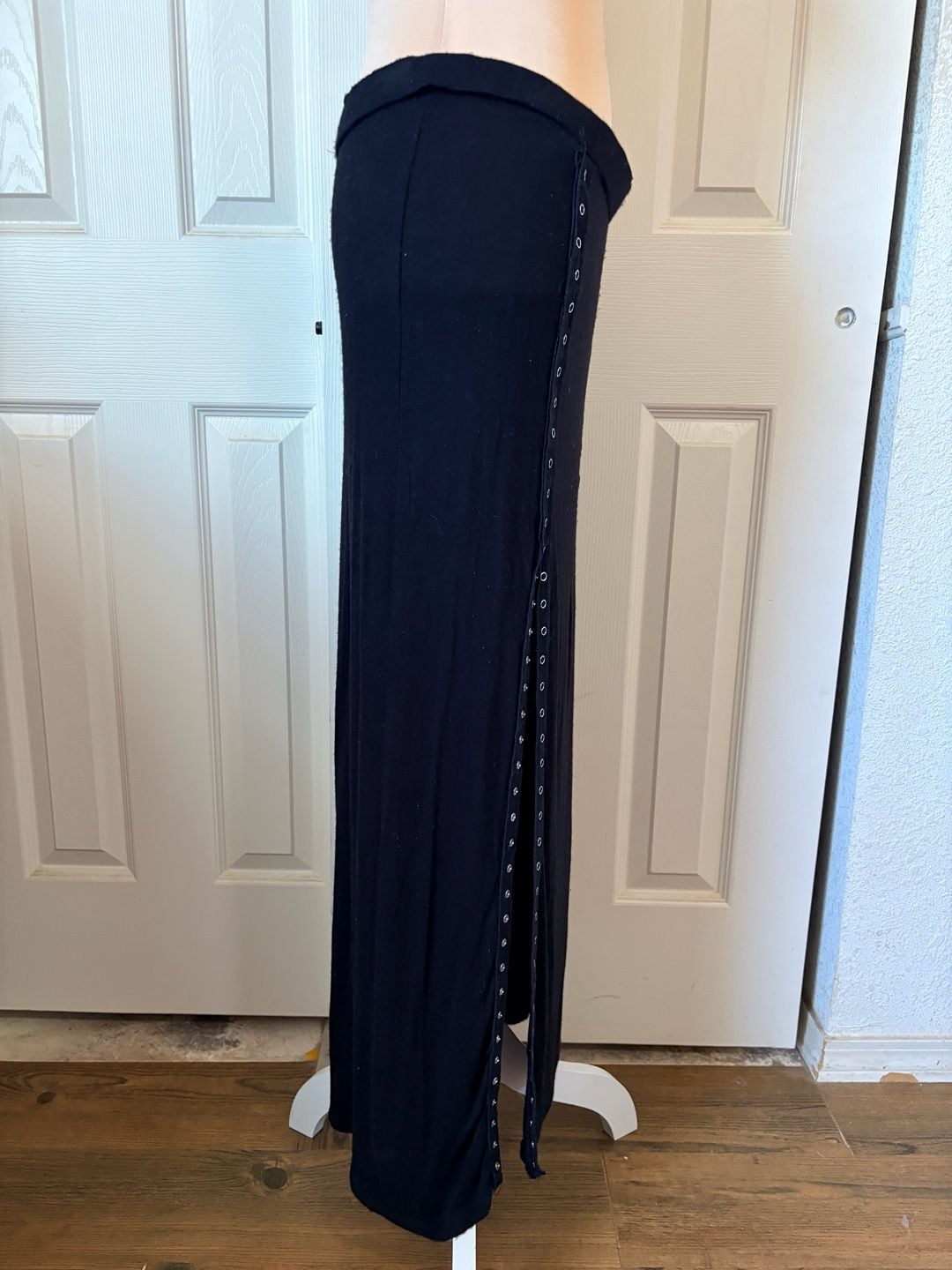 Vintage Y2K Agaci Grommet Detail Black Maxi Skirt 8