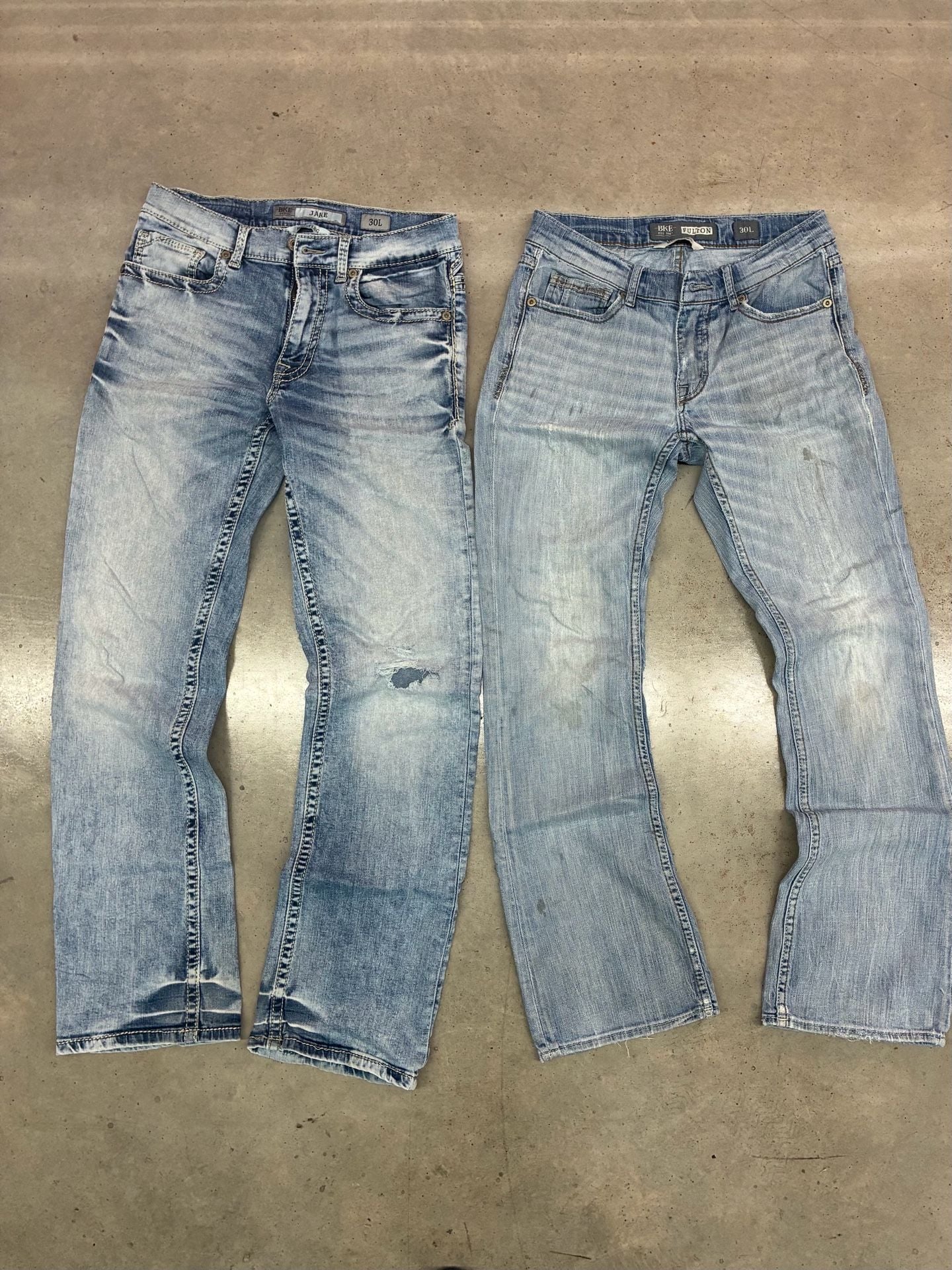 Bundle Of 4 BKE Jake Straight Jeans Size 30L Light Wash Denim 1