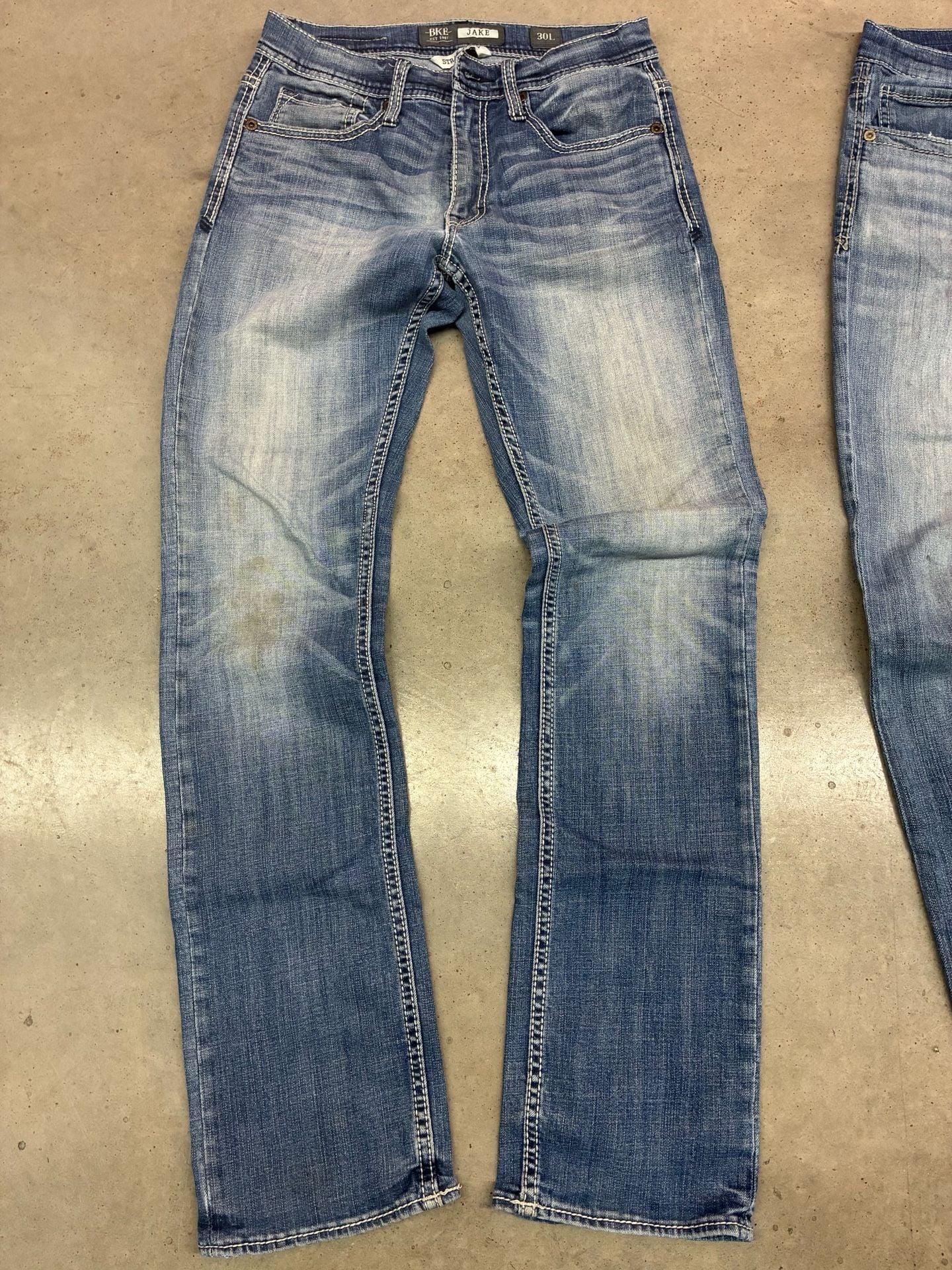 Bundle Of 4 BKE Jake Straight Jeans Size 30L Light Wash Denim 6