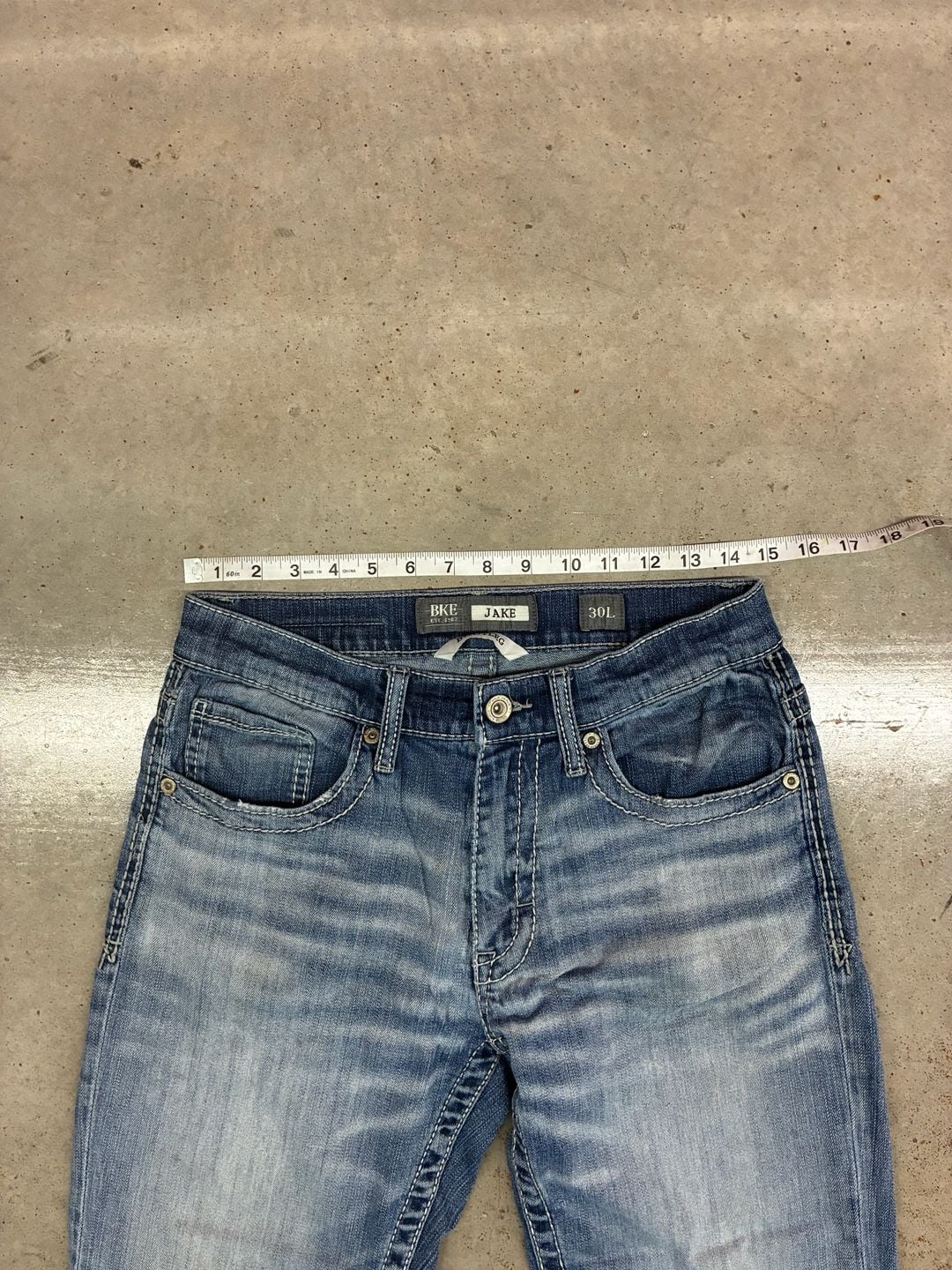 Bundle Of 4 BKE Jake Straight Jeans Size 30L Light Wash Denim 9