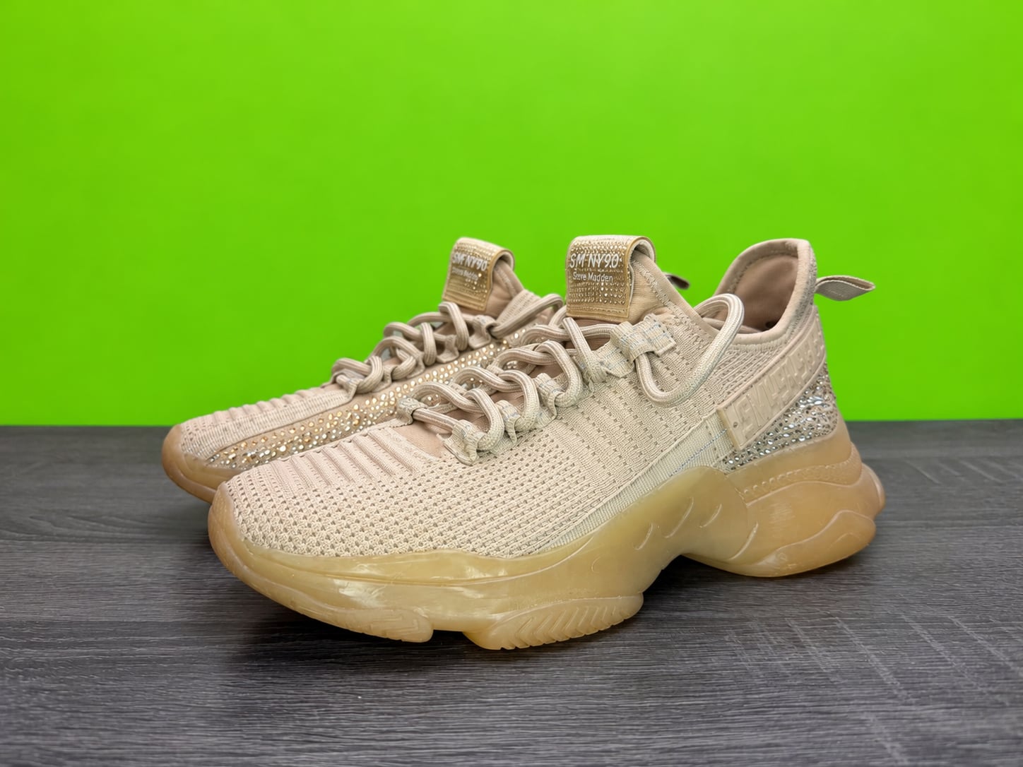 Product thumbnail 4