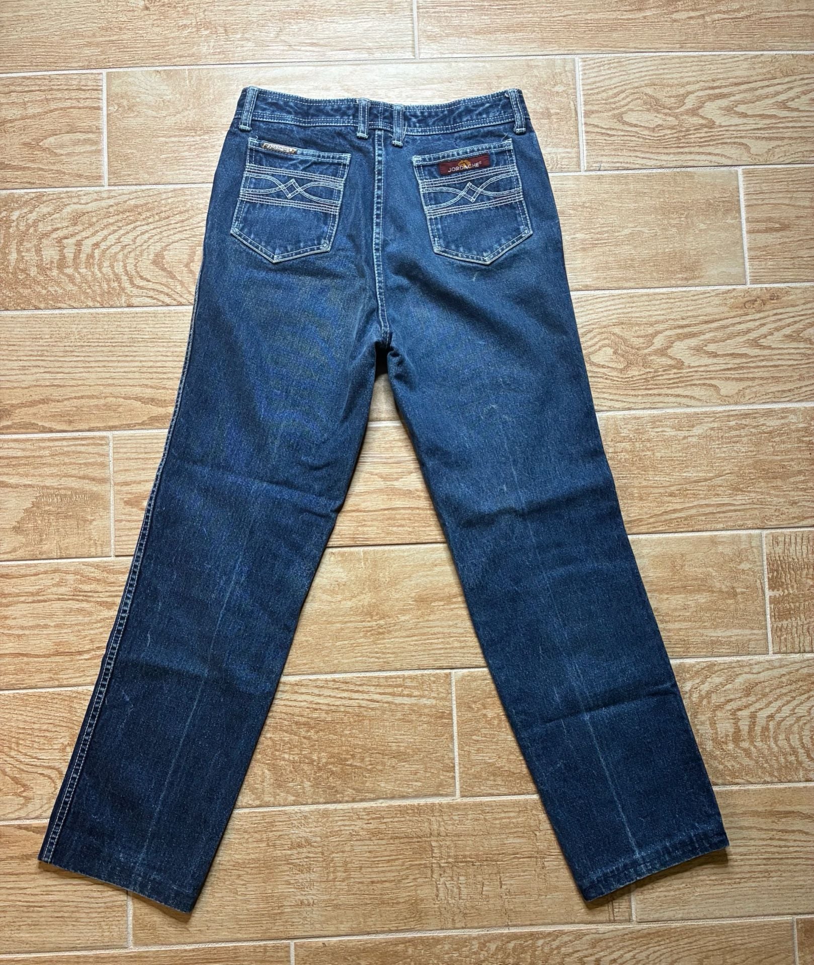 Product thumbnail 6