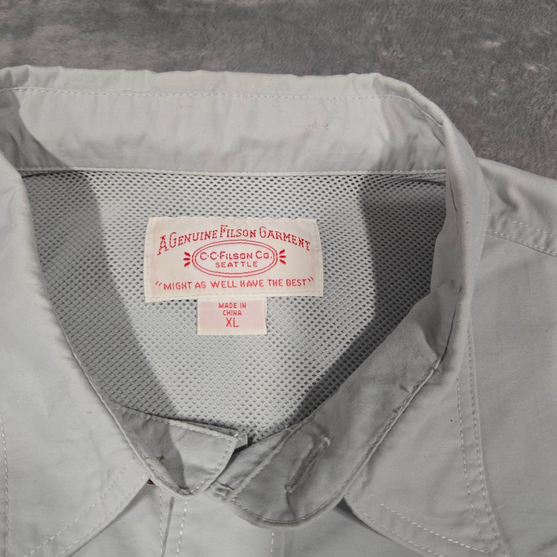 Filson Short Sleeve Button Up Shirt Size XL Light Blue Fishing 3