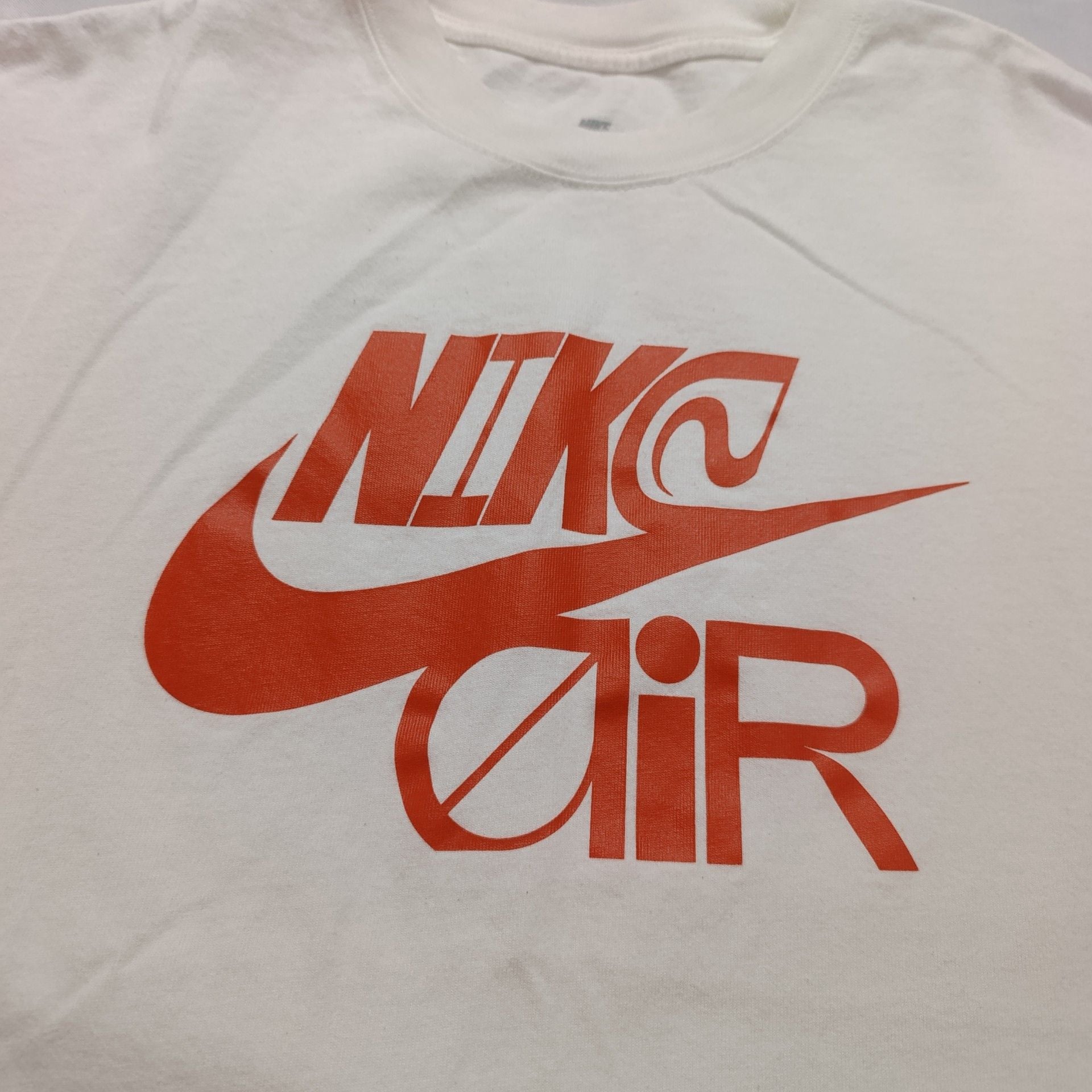 Nike The Nike Tee Air Graphic T-Shirt XL White 3