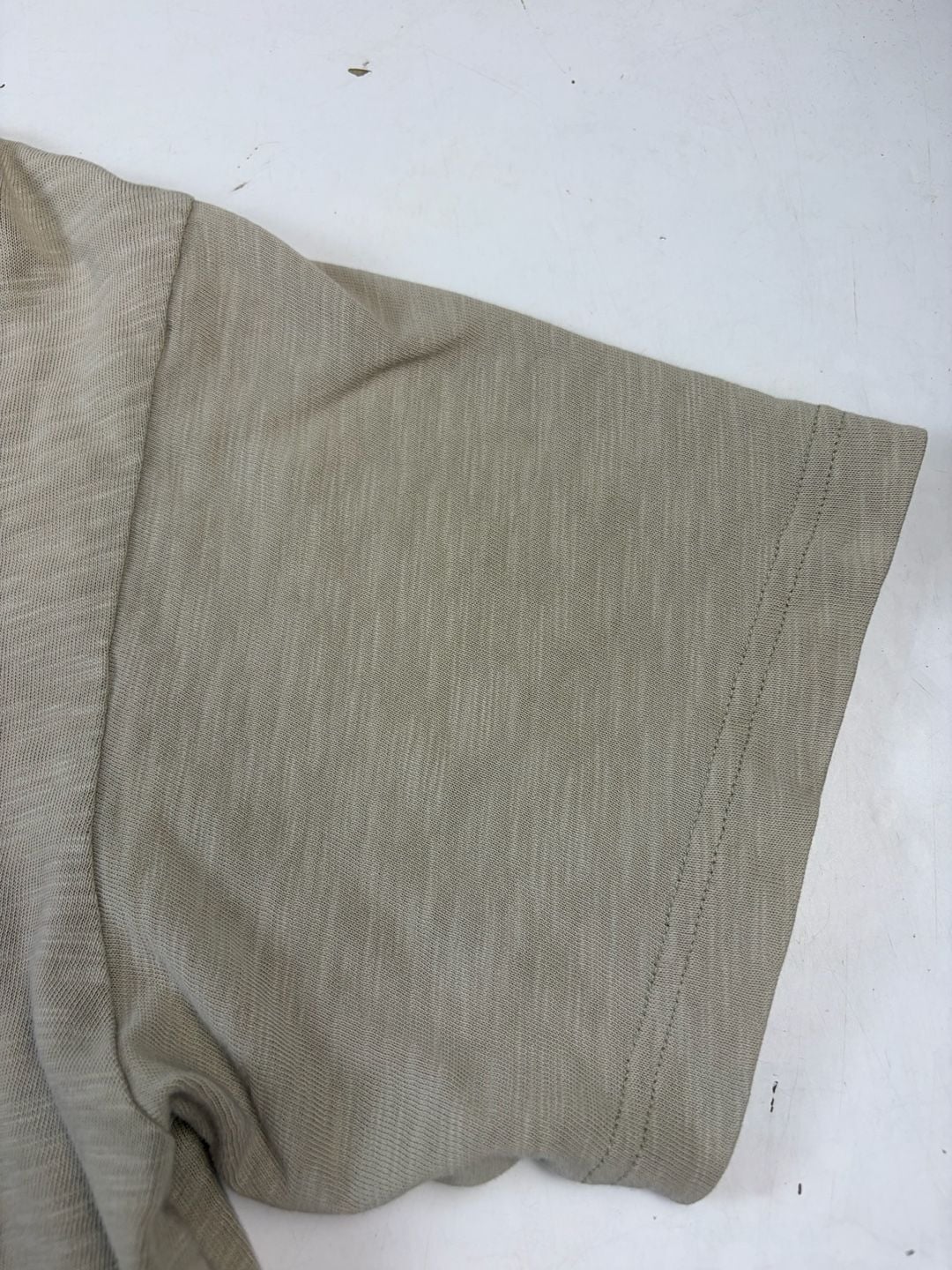 Kith Pocket T-Shirt Tan Slub Cotton Embroidered Logo Size L (OF) *small stain on sleeve 10