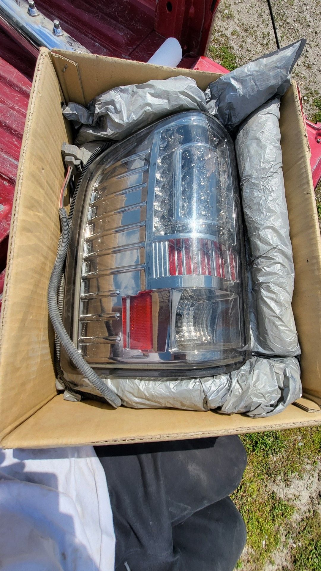 Chevy Silverado Spyder LED Tail Lights 4
