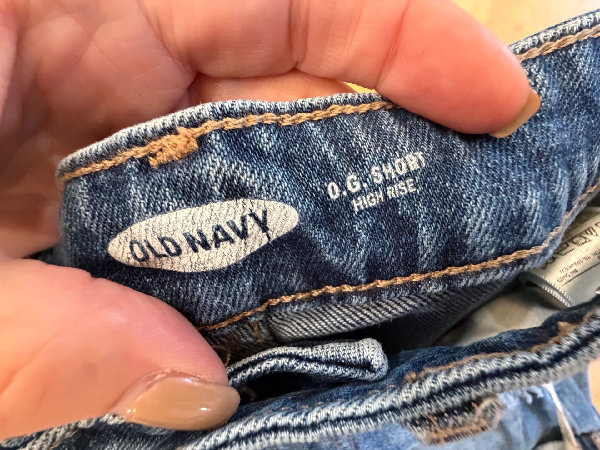 Old Navy O.G. Short High Rise Jean Shorts Size 2 Distressed Rolled Cuff 5
