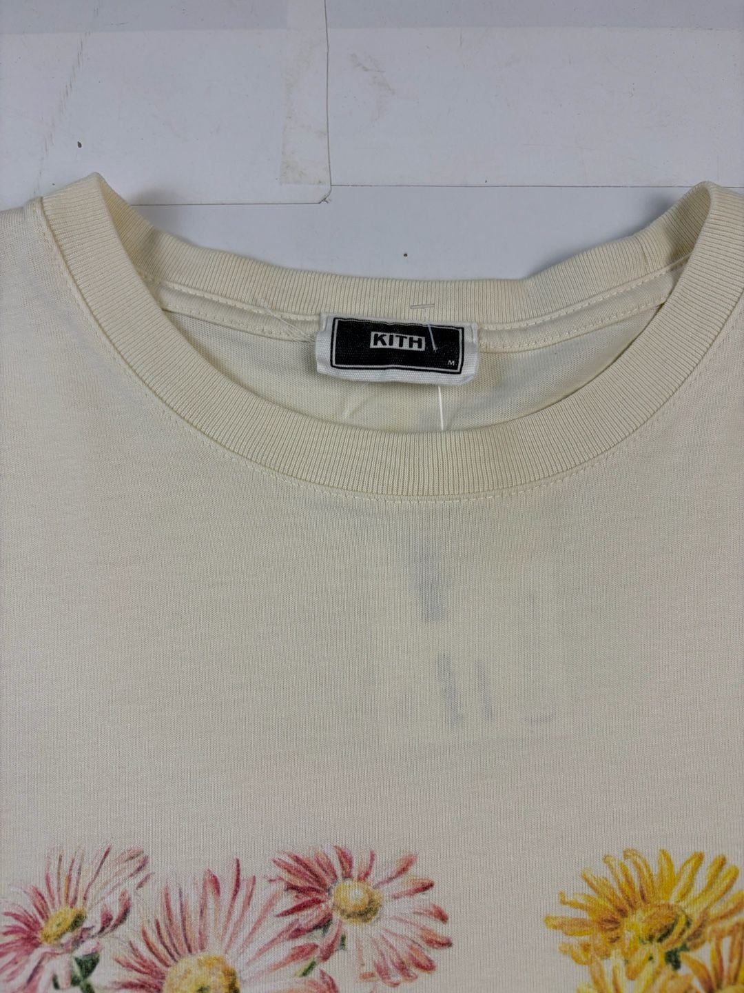 Kith Kith & Kin Graphic T-Shirt Cream Floral Size M (OF) 5