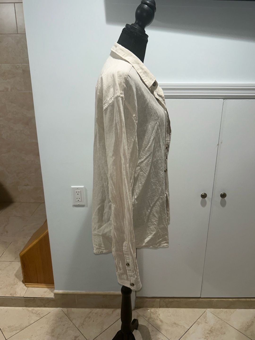 Long Sleeve Button-Down Shirt Size M Beige Linen Blend 3