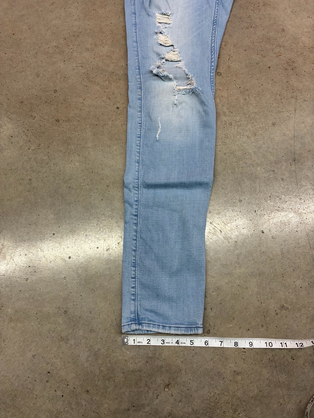 Hollister Skinny Jeans 29x32 Distressed Light Wash Advanced Stretch 8