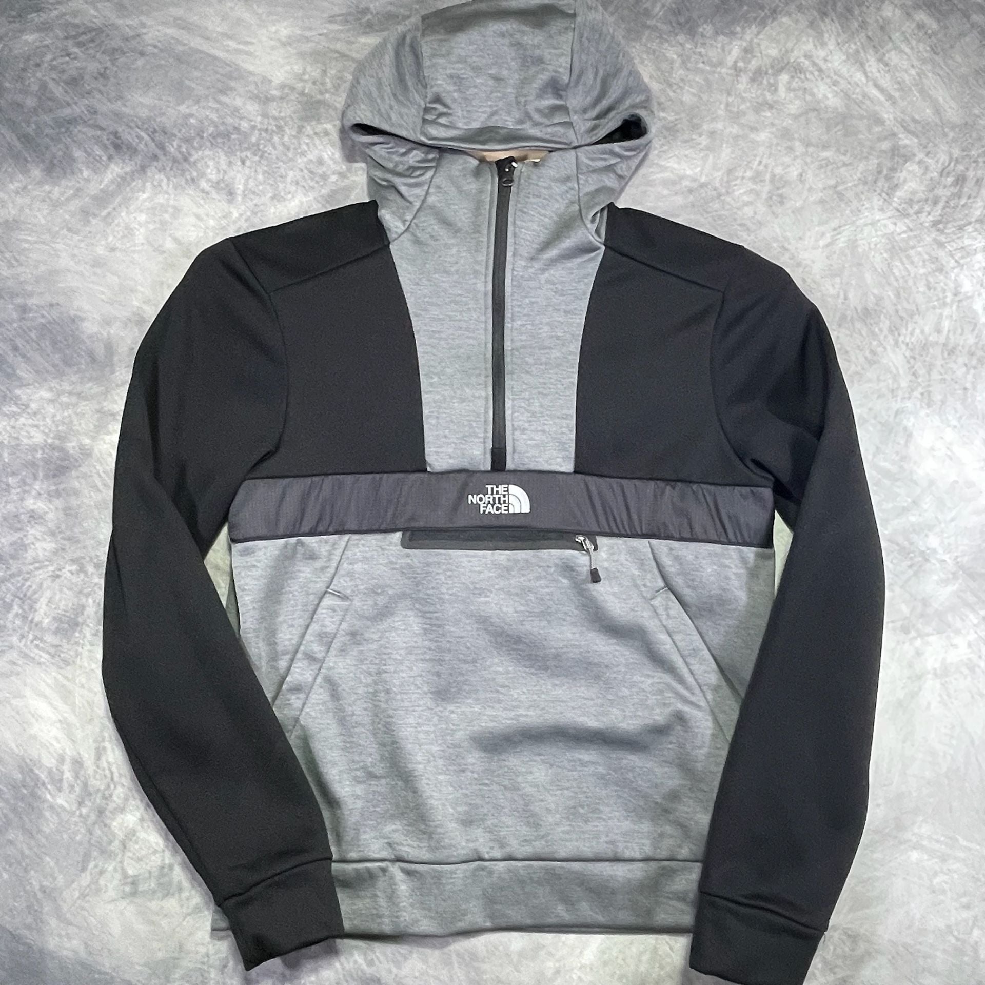The North Face Hoodie Size M Gray Black Quarter Zip Pullover 2