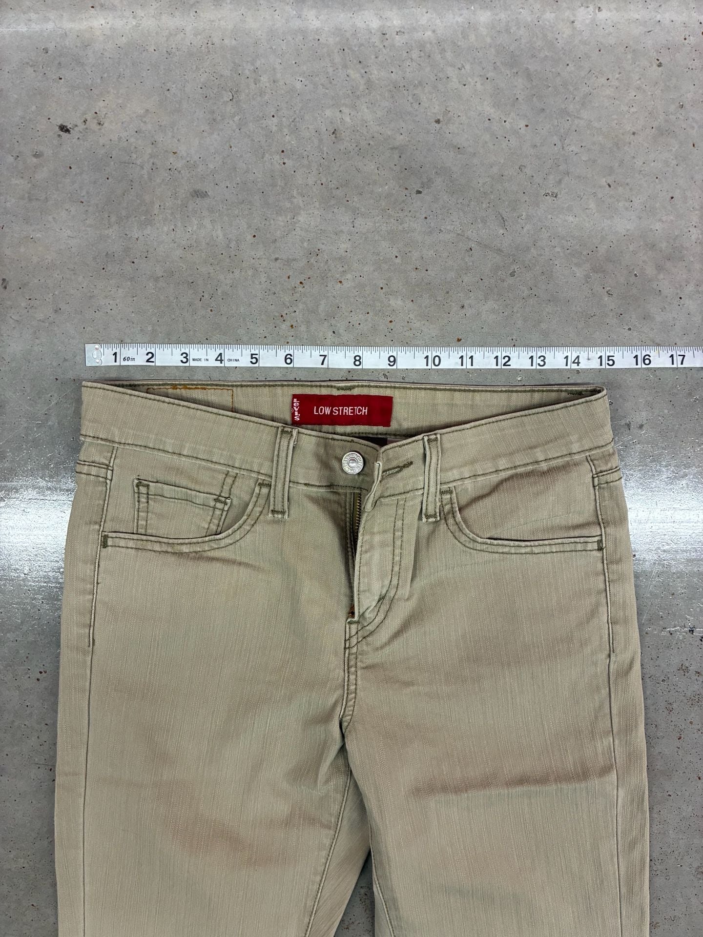 Levi's 519 Low Flare Jeans 5JR L=L Tan Low Stretch 6