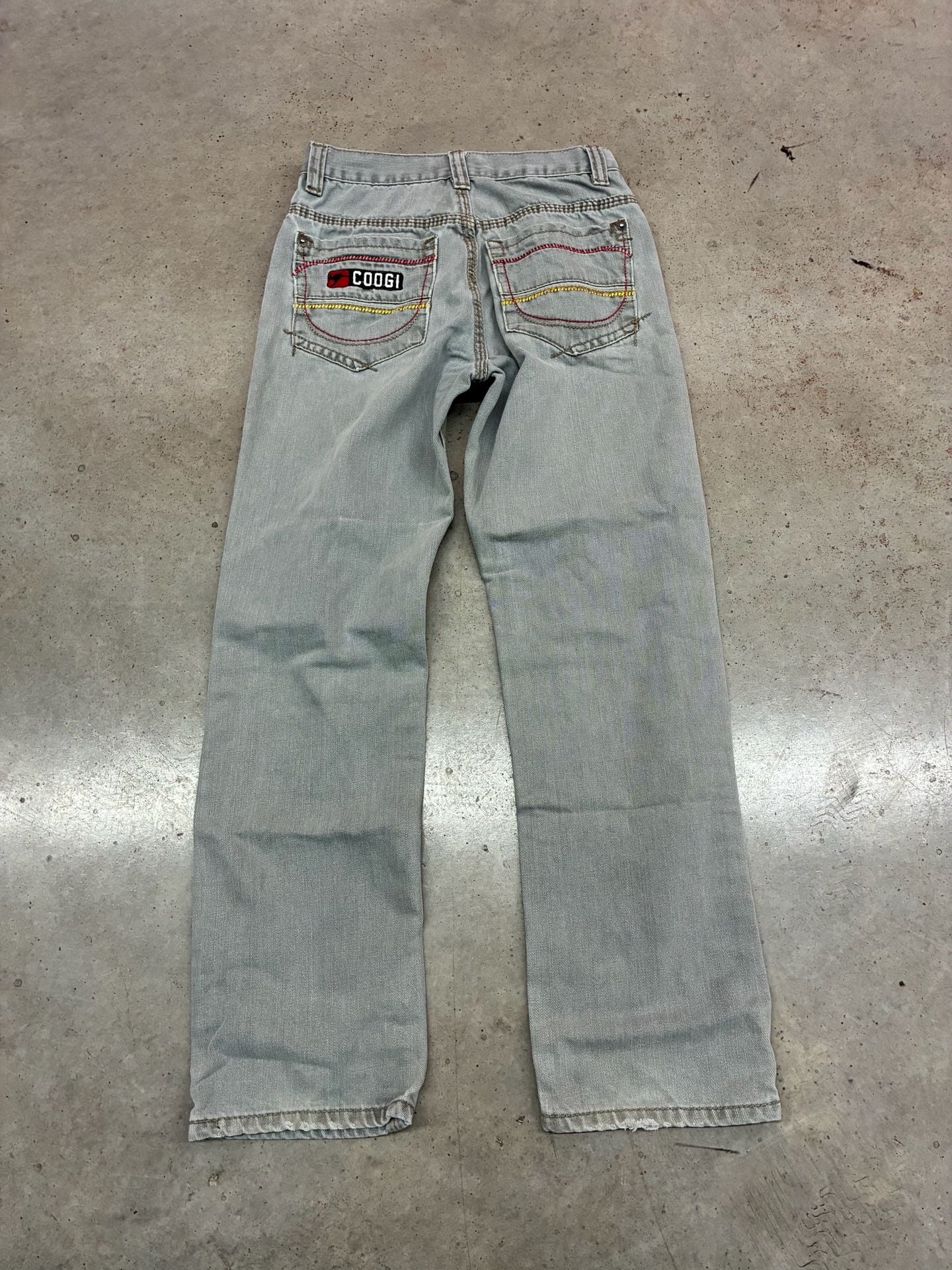 YOUTH Coogi Embroidered Logo Denim Jeans Light Wash Relaxed Fit 11