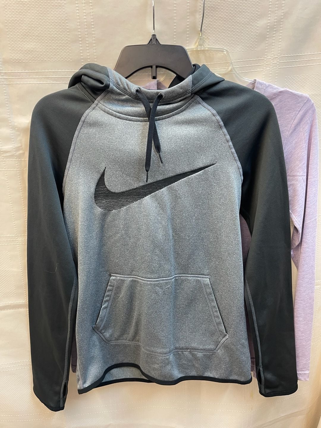 8pc Women’s XS 0-2 Nike Adidas Dri-FIT Logo Hoodie Tops Tanks Athletic Pants Shorts 14