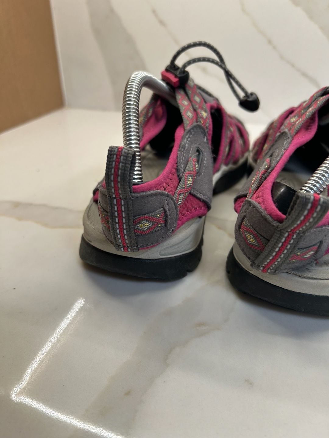 Keen Whisper Water Sandals Gray Pink (Size: 10) 7