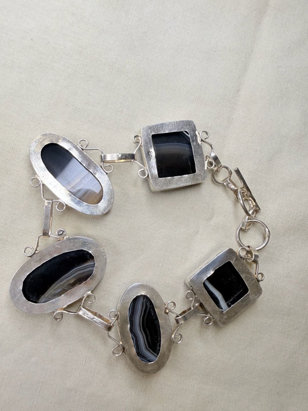 Artisan Sterling Silver 925 Banded Agate Stone Toggle Bracelet 6