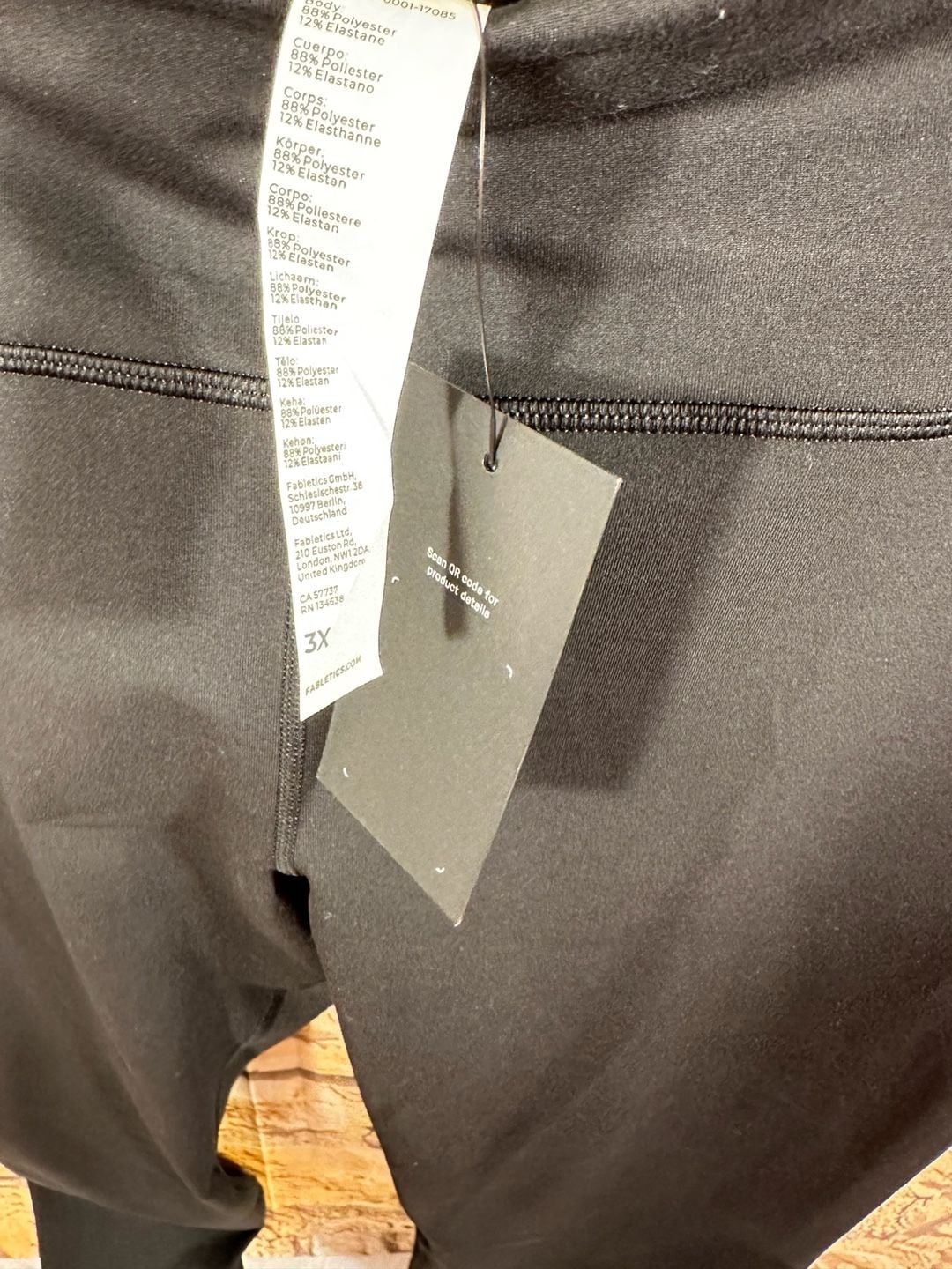 Fabletics PowerHold Leggings Size 3X Black Crop Athletic Pants 8