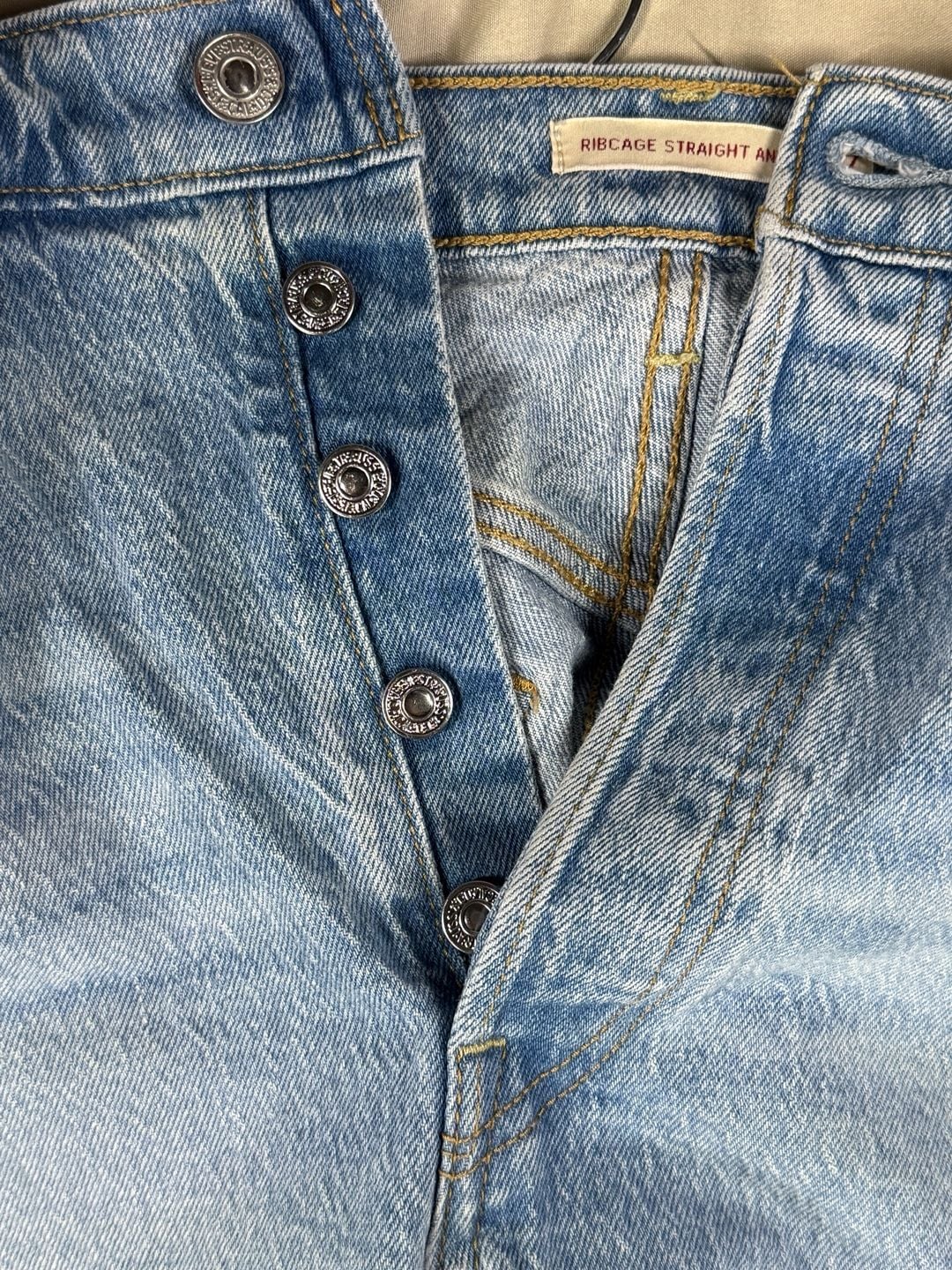 Levi's Ribcage Straight Ankle Jeans Size 27 Light Wash Distressed 4