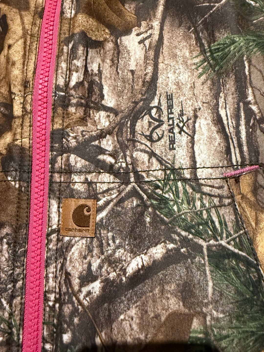 Carhartt Reversible Camo Puffer Vest Size M (10/12) Pink/Camo 4