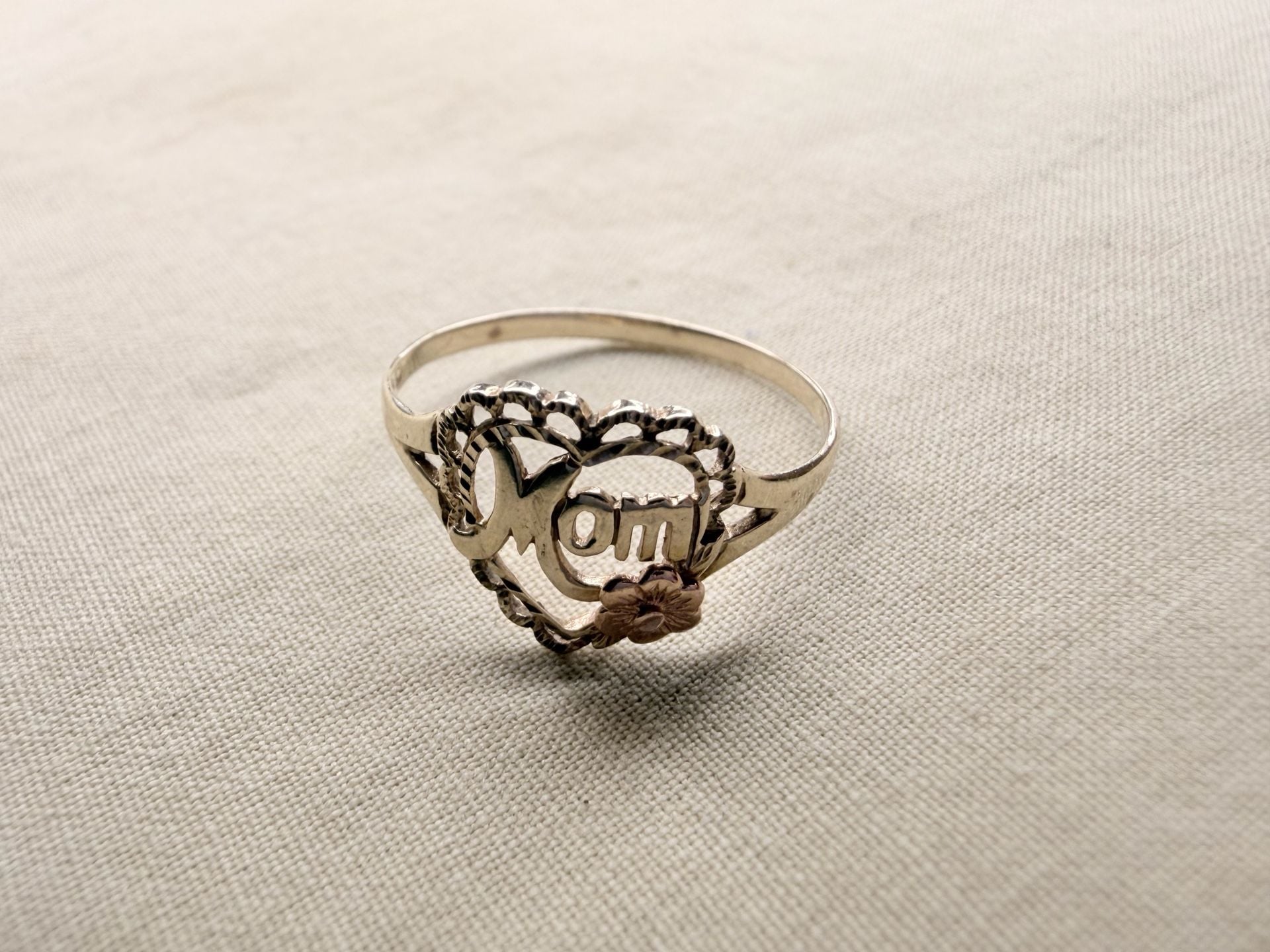 Vintage 10K Yellow And Rose Gold Mom Heart Ring Size 7.5 2