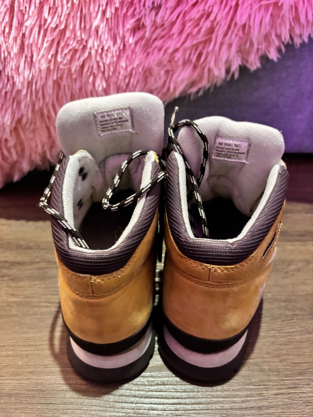 Timberland Hiking Boots Size 6M Wheat Yellow White 4