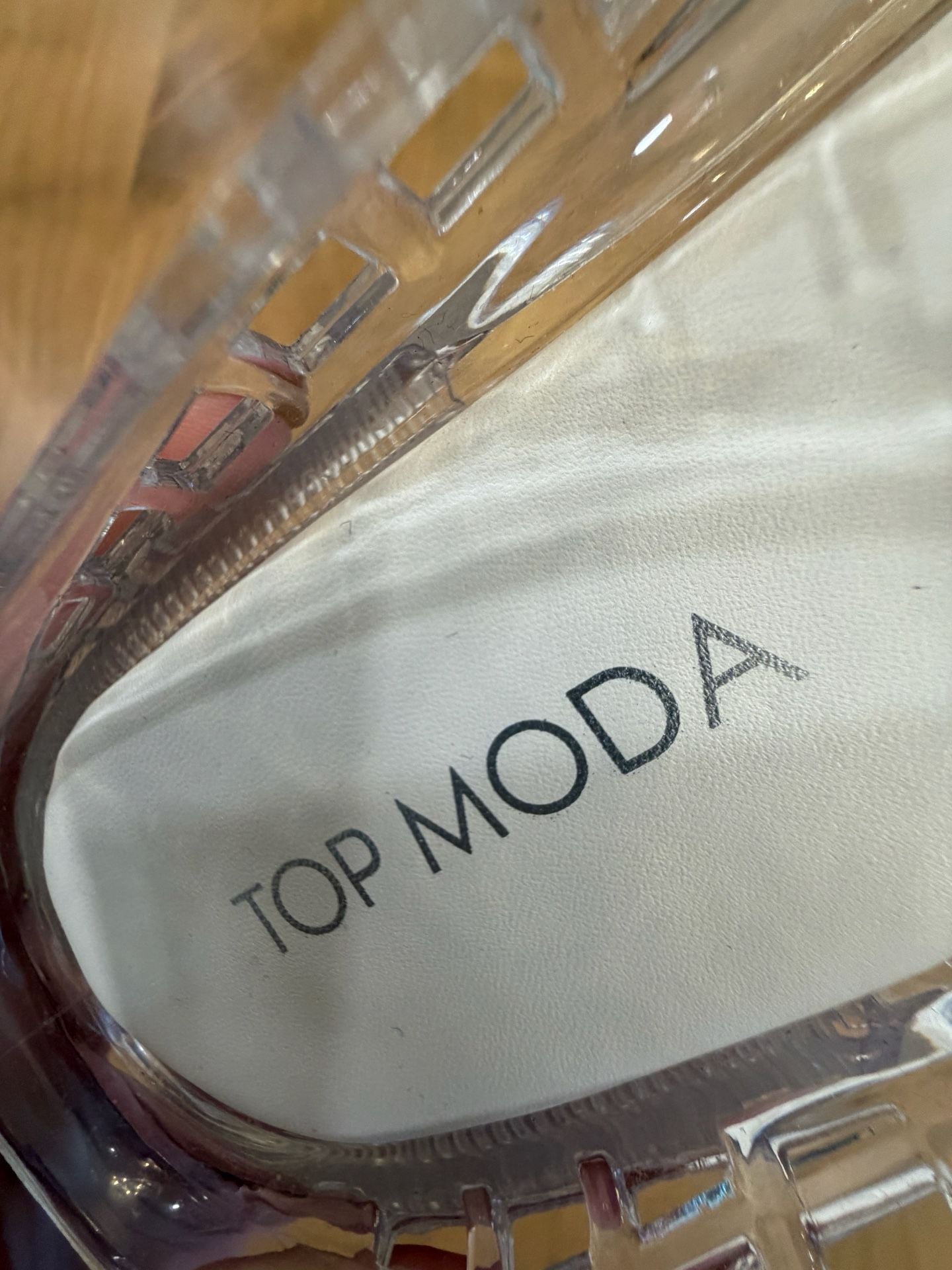 Top Moda Clear Jelly Flats Size 6 Cage Sandals 4