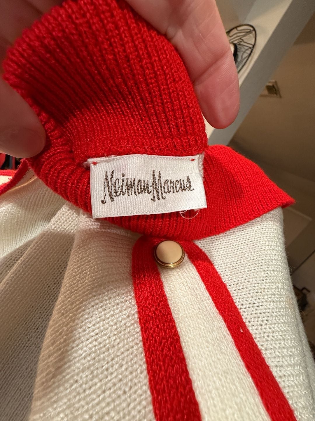 Neiman Marcus Short Sleeve Cardigan Sweater White Red Vintage 5