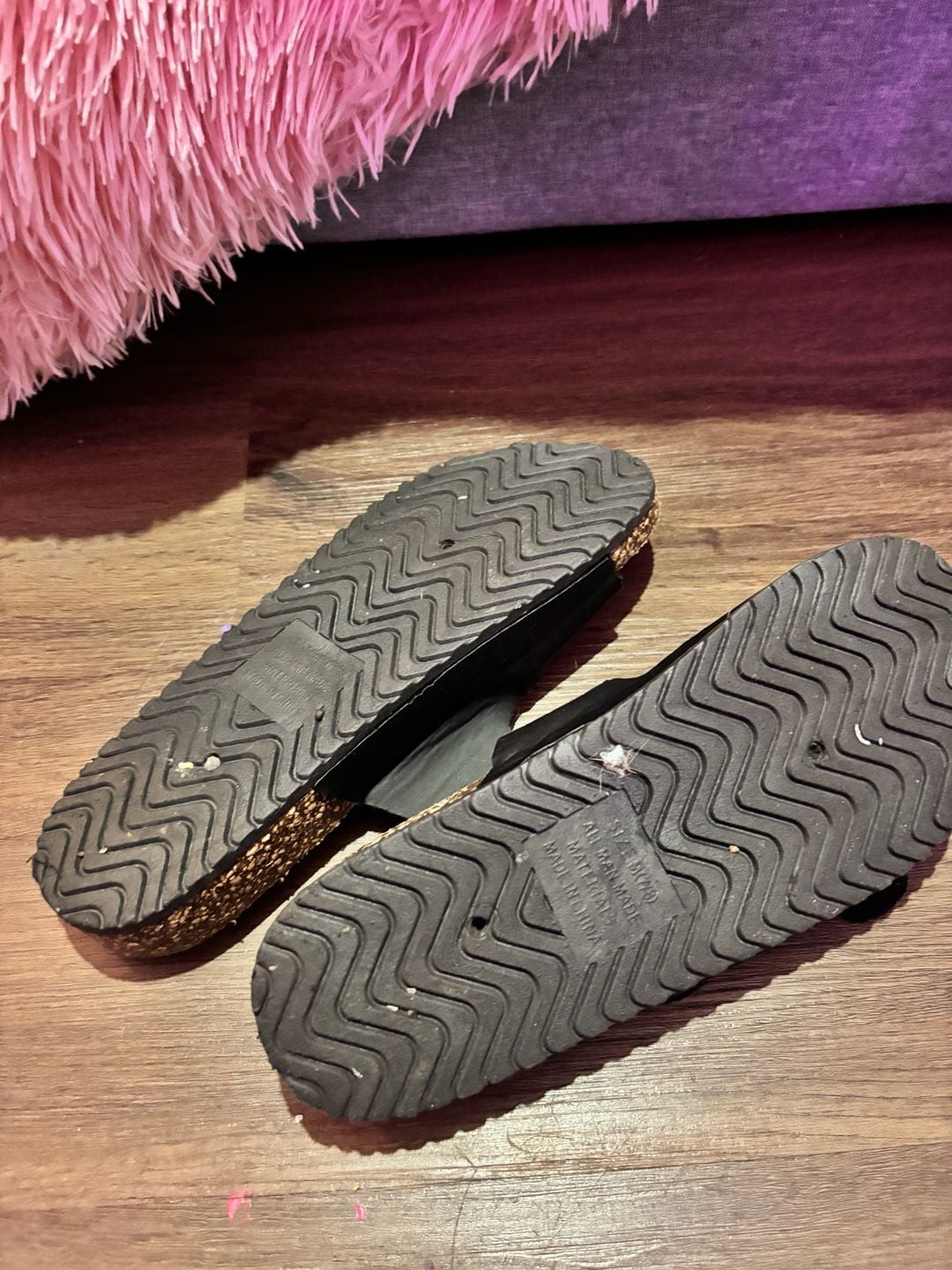 Two Strap Buckle Sandal Size M(7/8)Black 6
