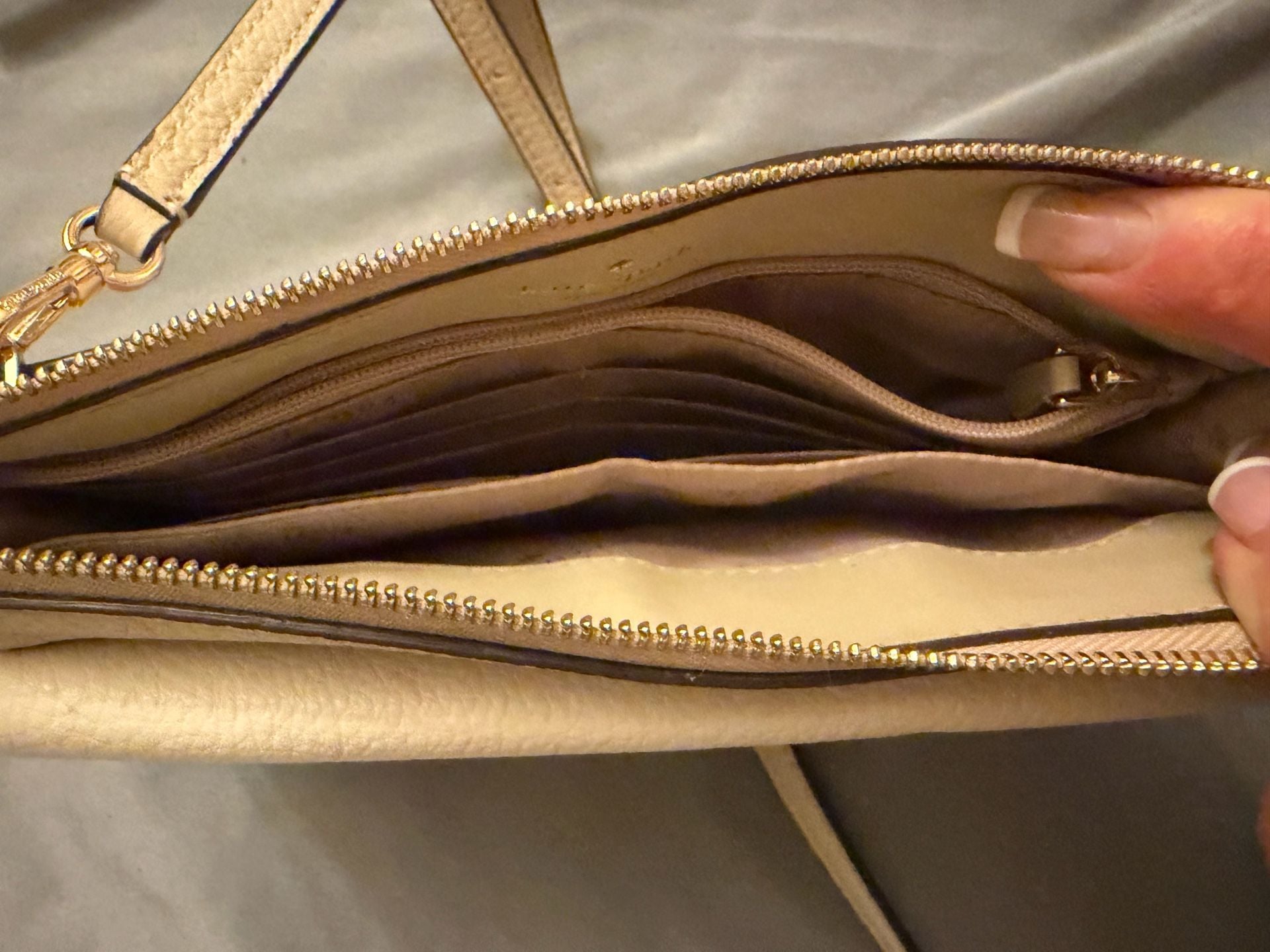 Kate Spade New York Leather Crossbody Bag Beige 8