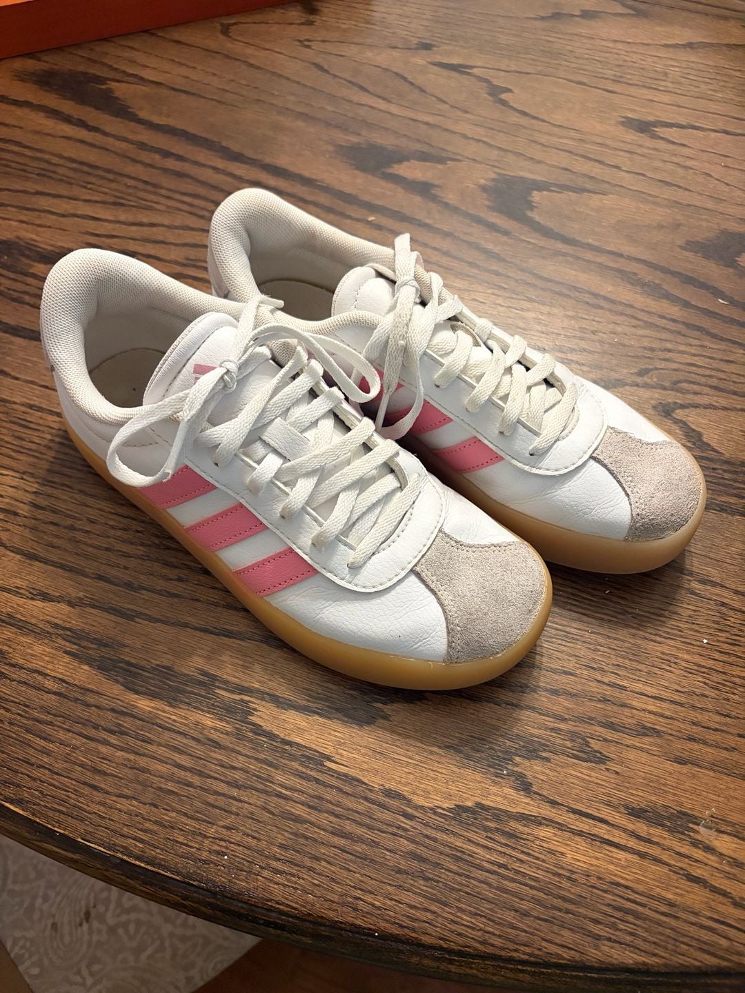 Adidas Sneakers White Pink Gum Sole 2