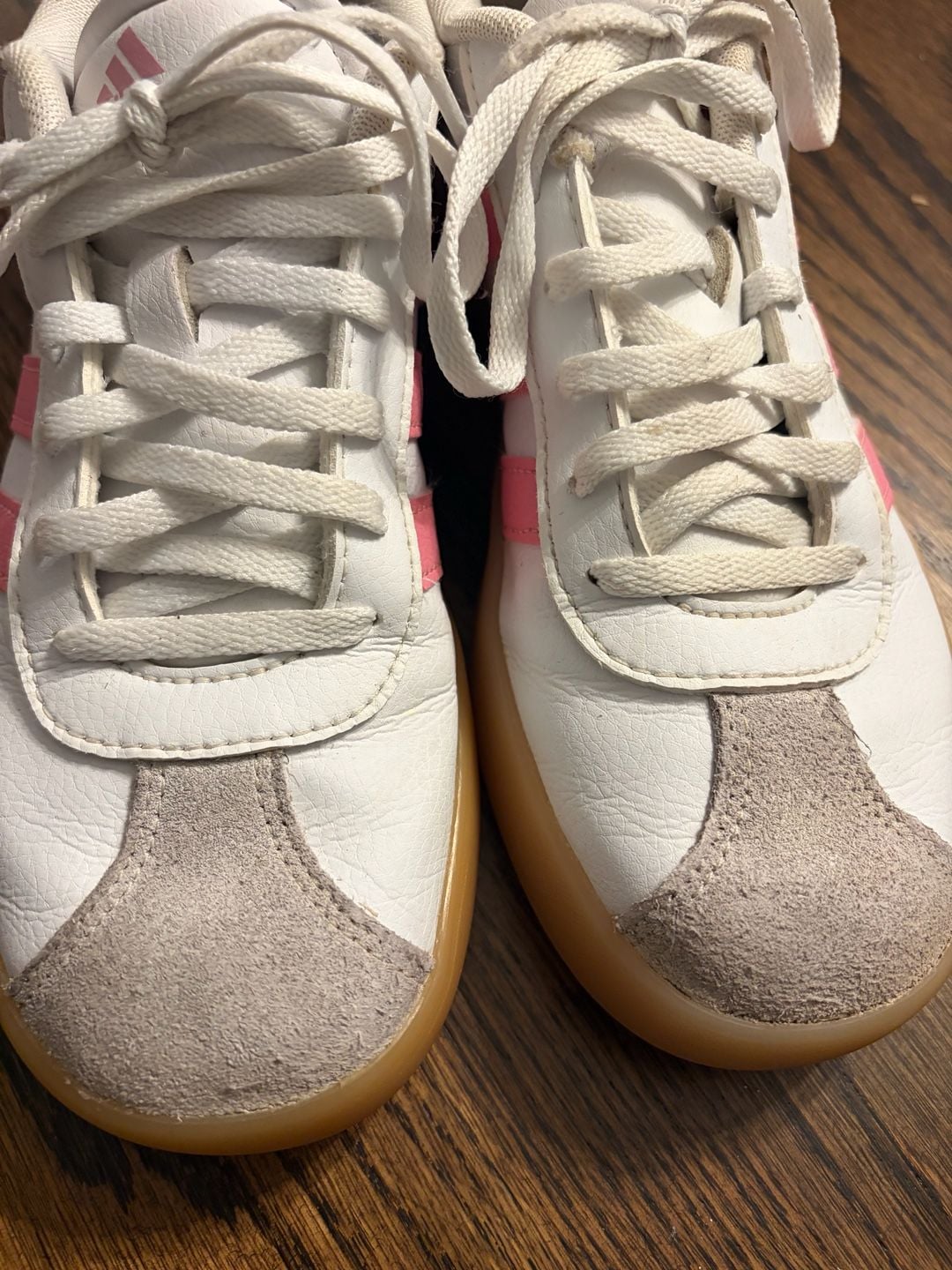 Adidas Sneakers White Pink Gum Sole 6