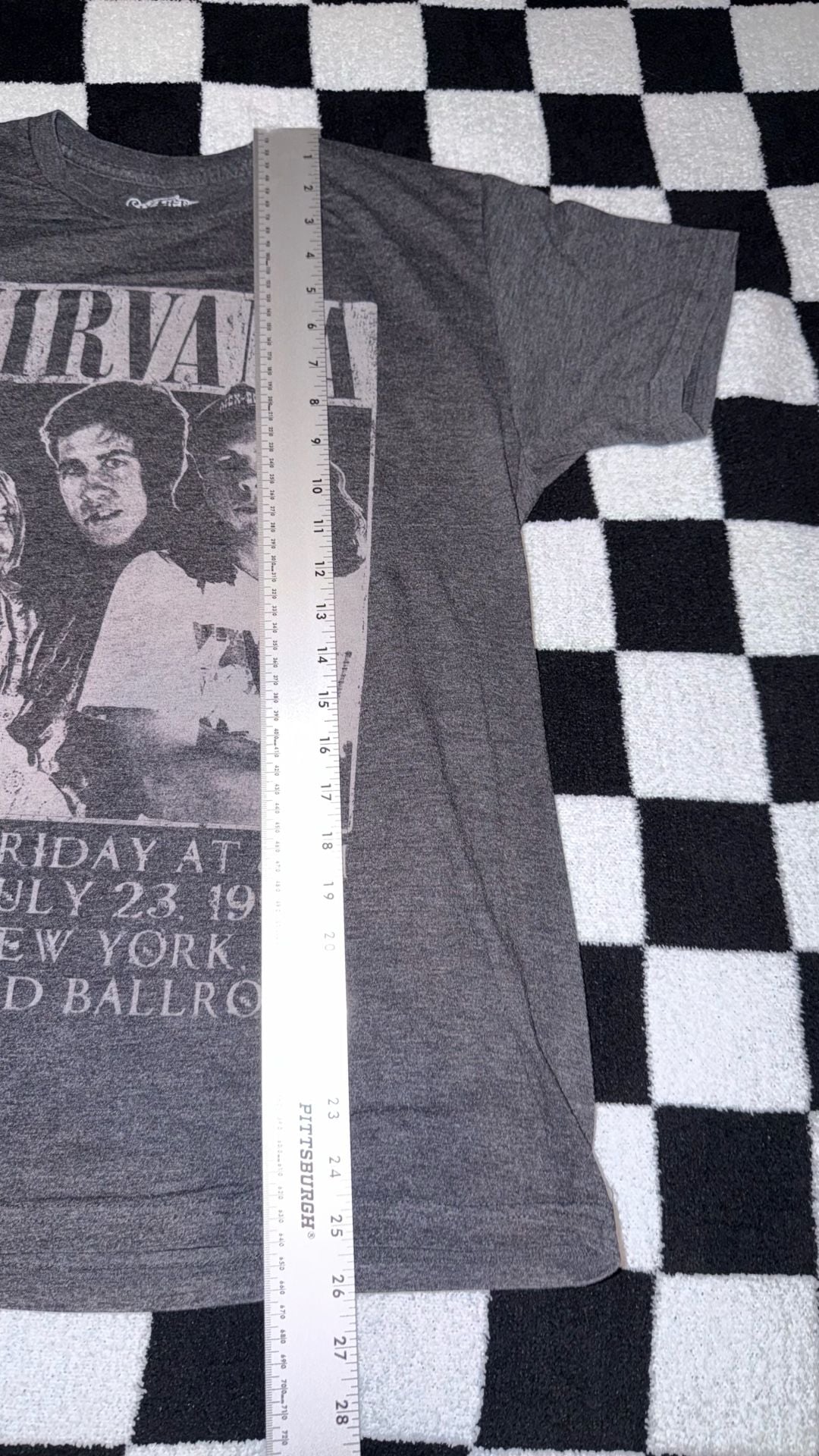 Nirvana Roseland Ballroom 1993 Graphic T-Shirt Gray 7