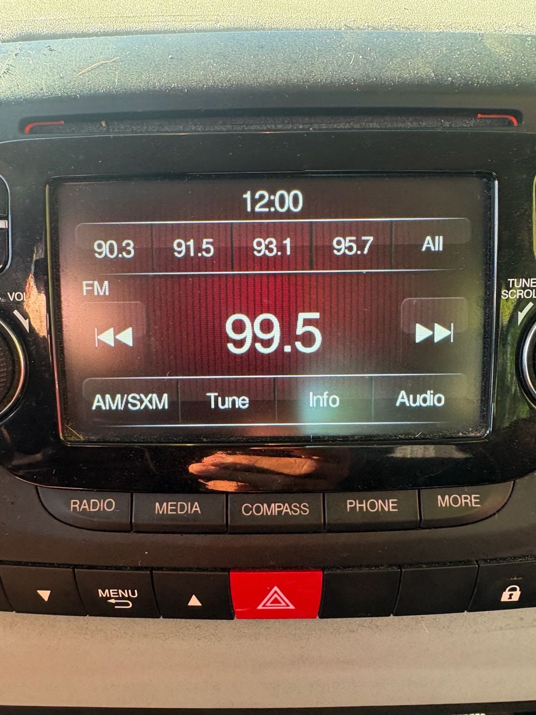 2014-2017 Fiat 500 500L Uconnect VP2 Radio 07355944800 Continental 2