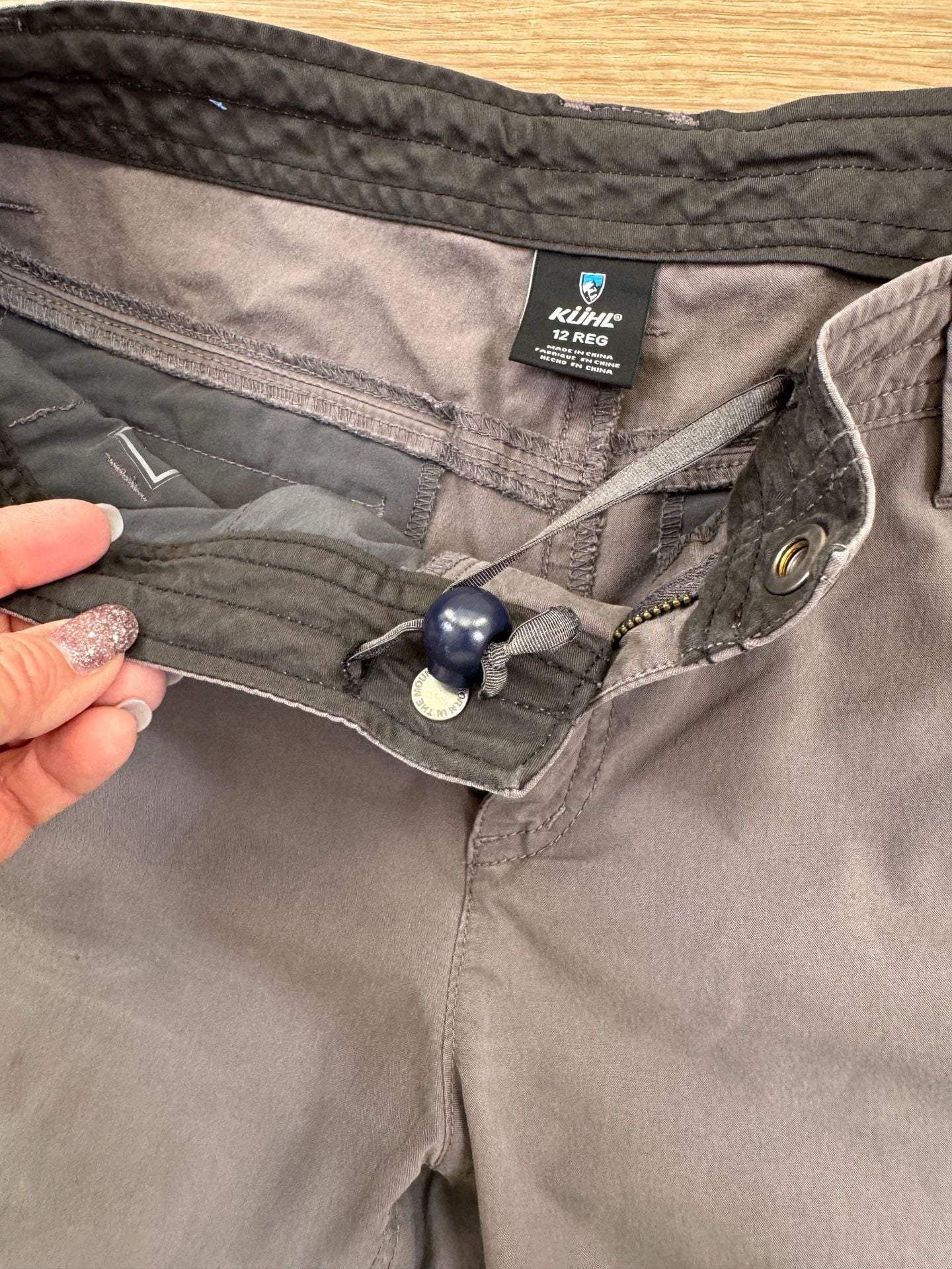 Kuhl Legendary Women’s Hiking Pants Gray Roll Up Size 12 Reg 7