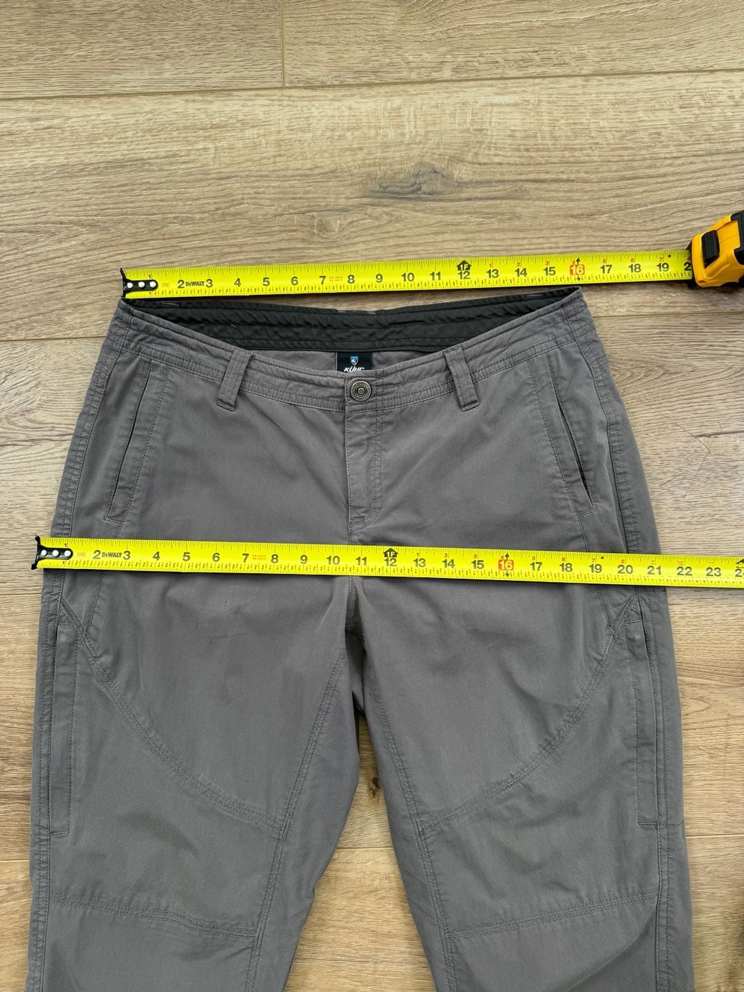 Kuhl Legendary Women’s Hiking Pants Gray Roll Up Size 12 Reg 12