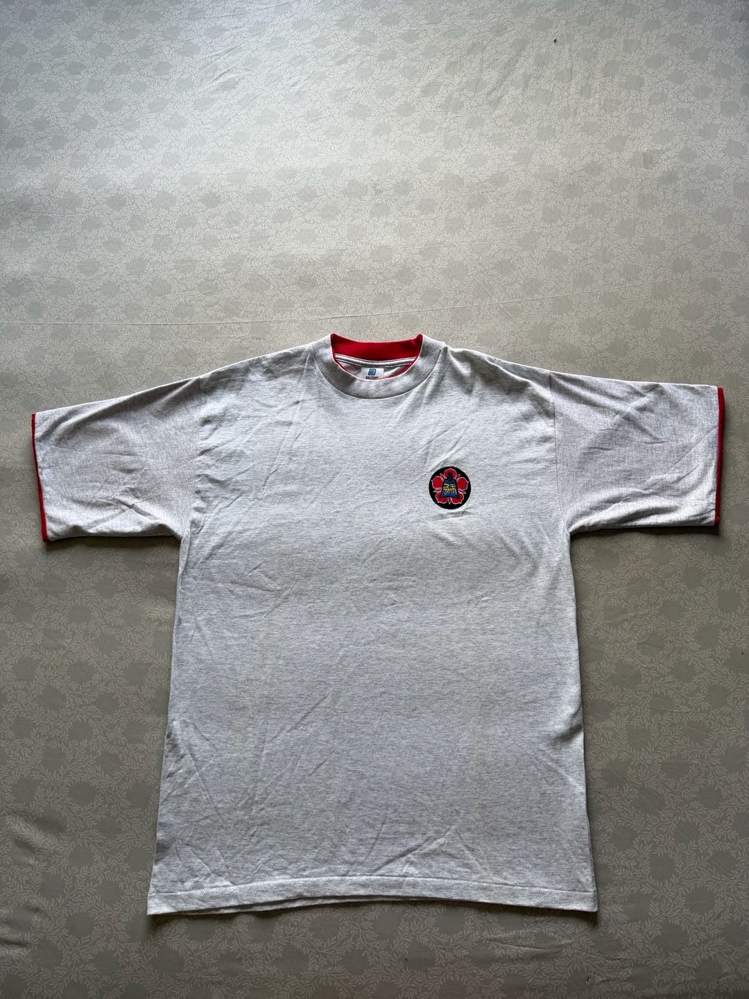 Vintage Belton Graphic T-Shirt Gray Red Trim 2