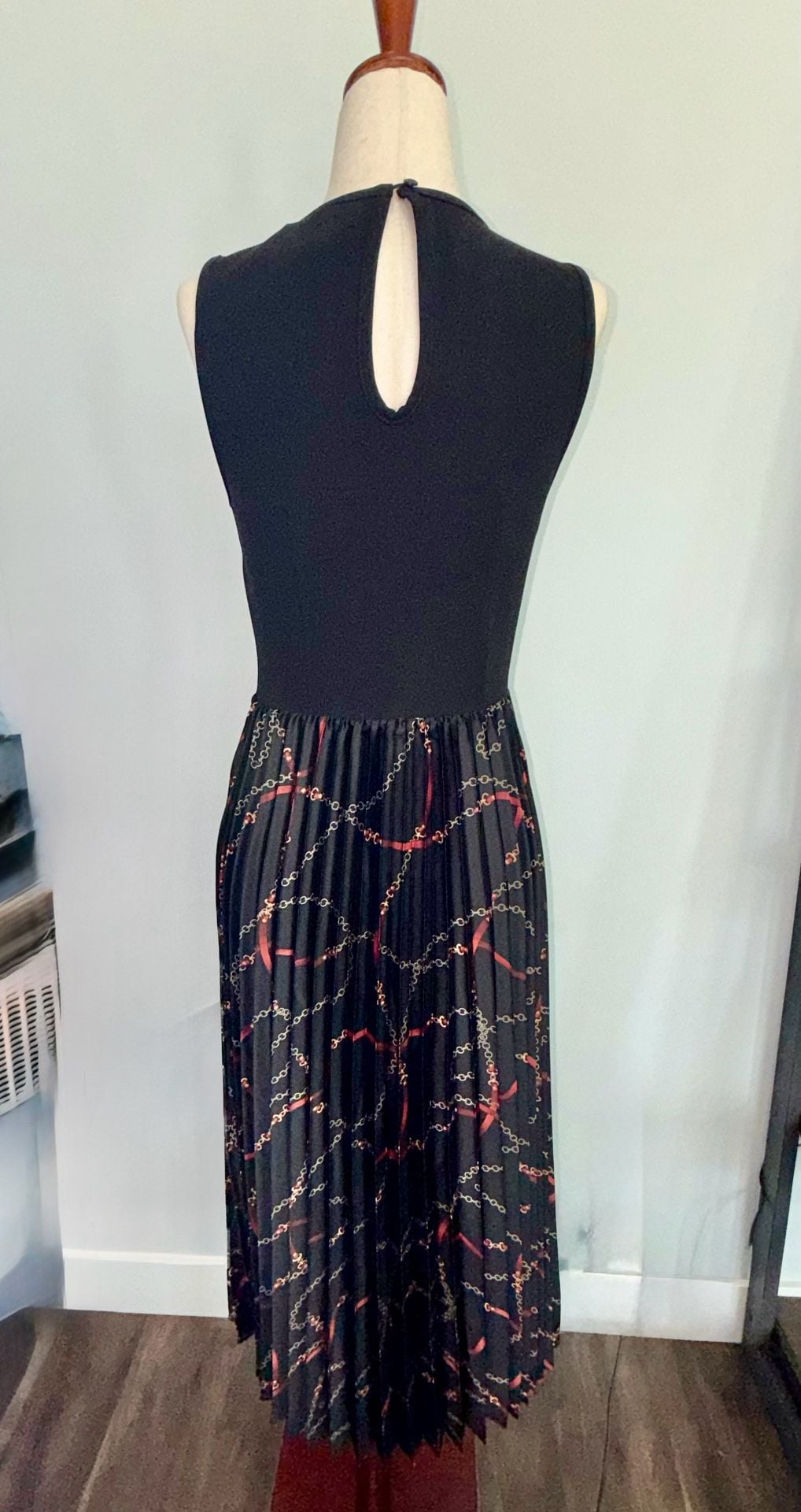 41 Hawthorn Dress Size S Black Pleated Chain Print Midi Maxi Sleeveless 4