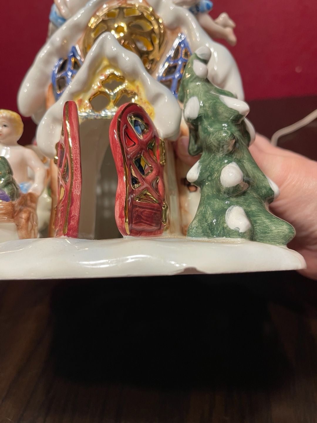 Vintage 2002 Grandeur Noel Collector's Edition Lighted Ceramic Holiday Church  7