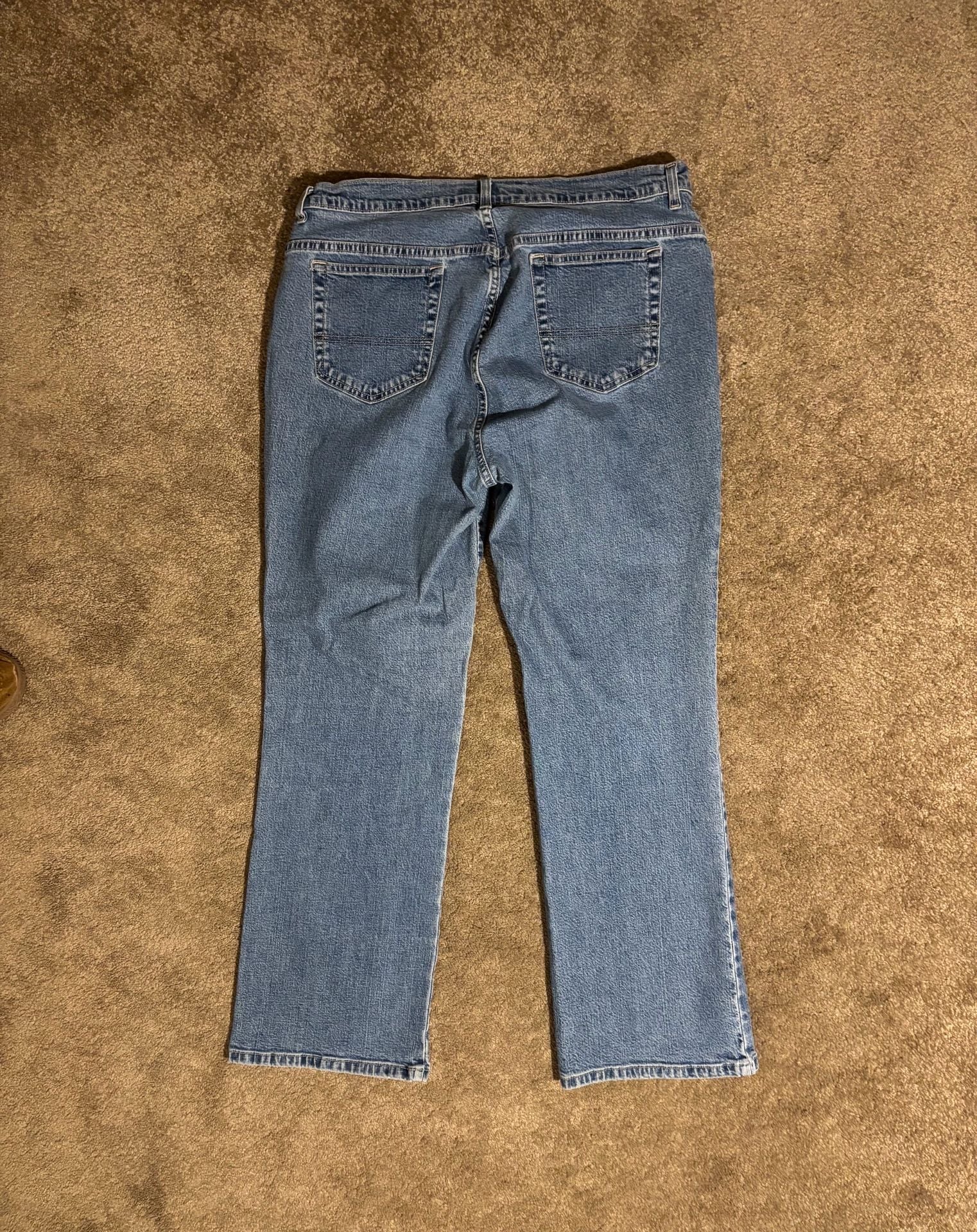 St. John's Bay Stretch Bootcut Jeans Womens 18W Medium Wash Denim Plus Size 5