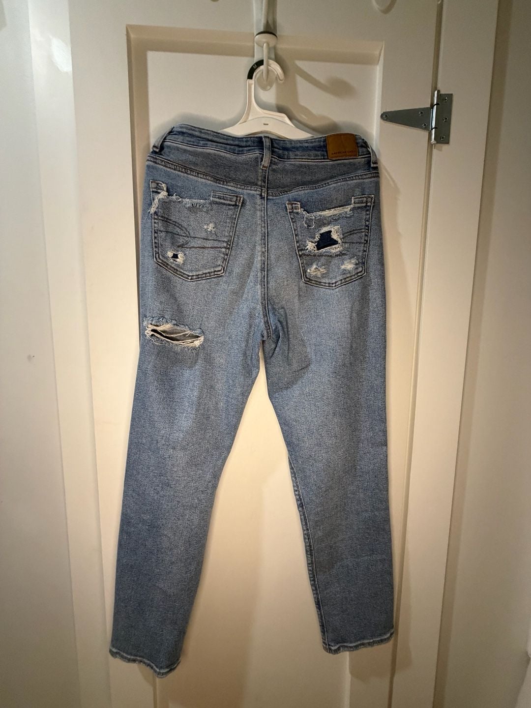 American Eagle Distressed Skinny Jeans Size 8 Regular 2