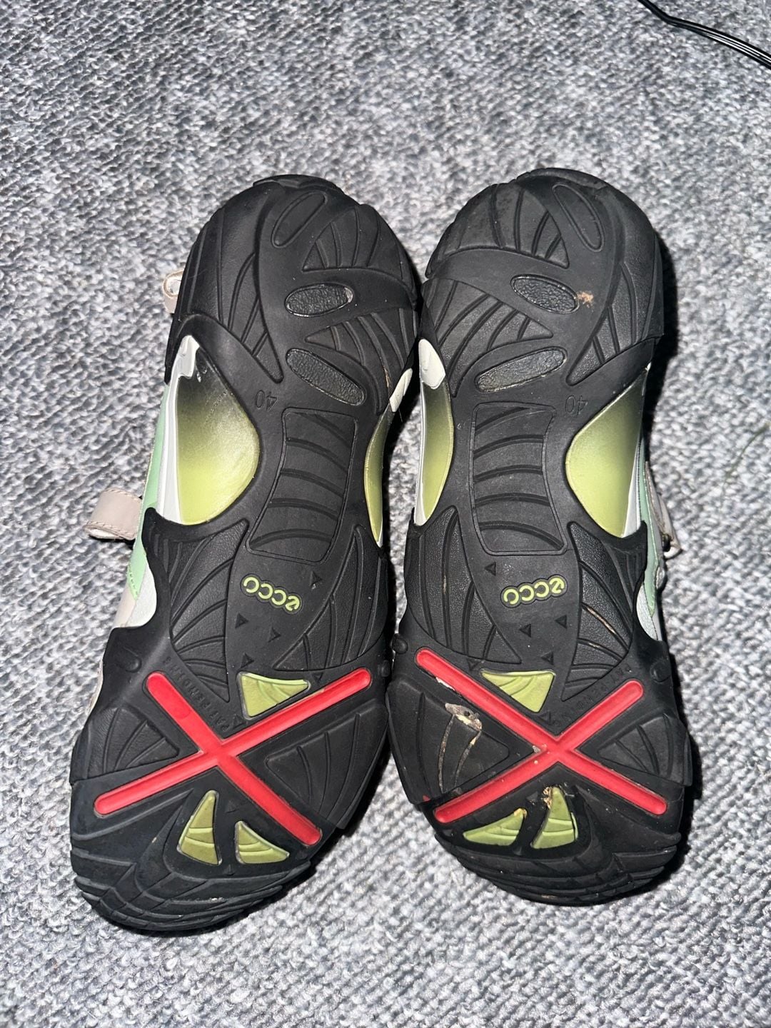 J-41 Outdoor Sandals Grey Athletic Shoes 5