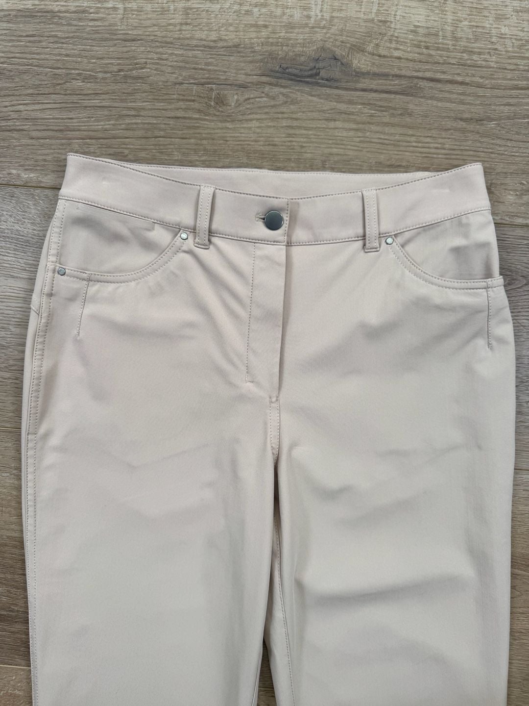 Lululemon Women’s 5 Pocket Straight Leg Pants Beige Size 8 26” Inseam 4