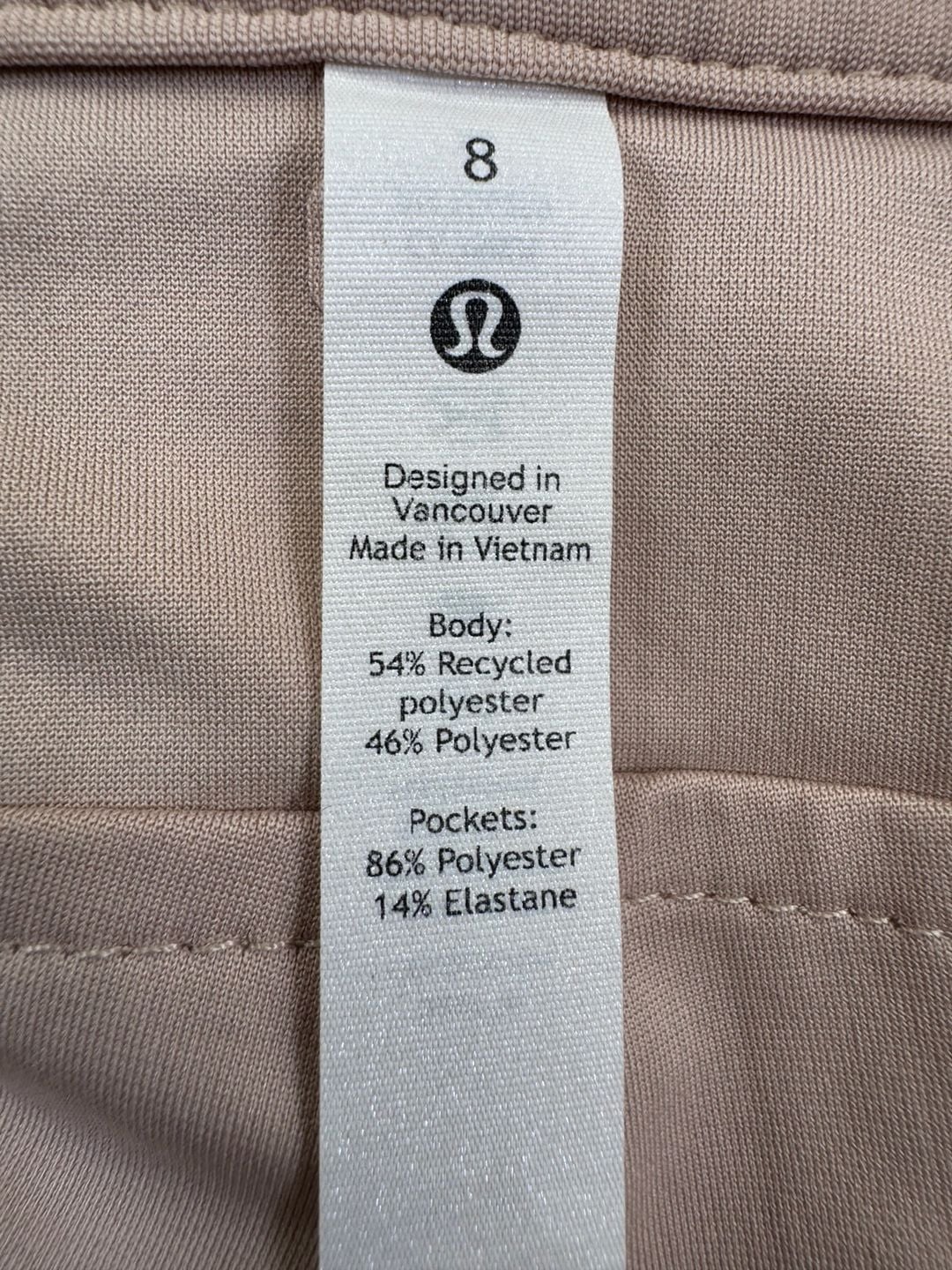 Lululemon Women’s 5 Pocket Straight Leg Pants Beige Size 8 26” Inseam 7