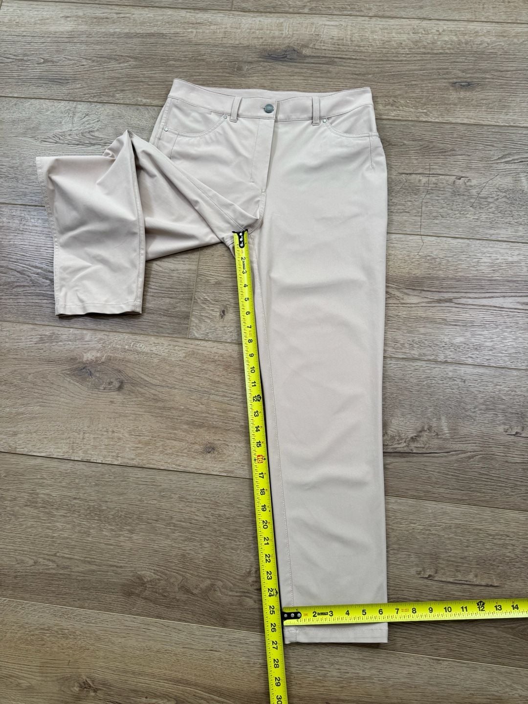 Lululemon Women’s 5 Pocket Straight Leg Pants Beige Size 8 26” Inseam 8