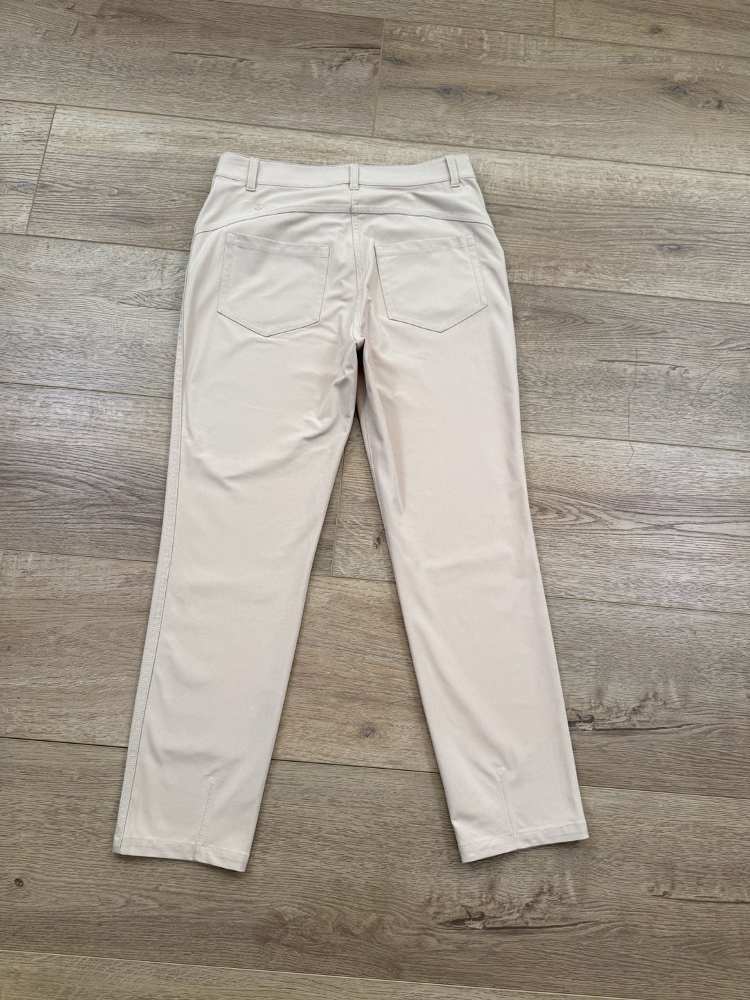 Lululemon Women’s 5 Pocket Straight Leg Pants Beige Size 8 26” Inseam 10