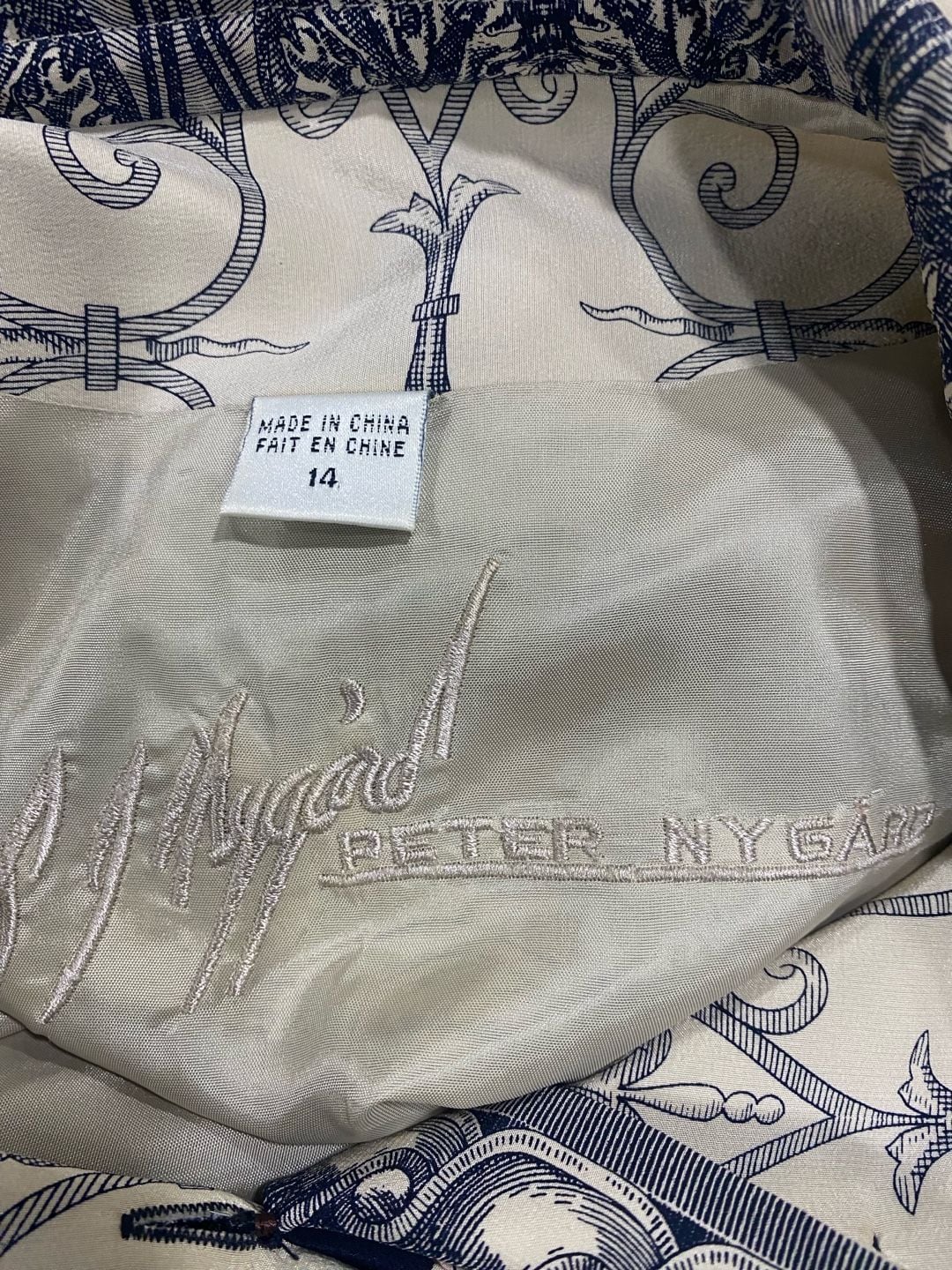 Peter Nygard Scroll Print 100% silk Bomber Jacket Size 14 Blue Cream 9