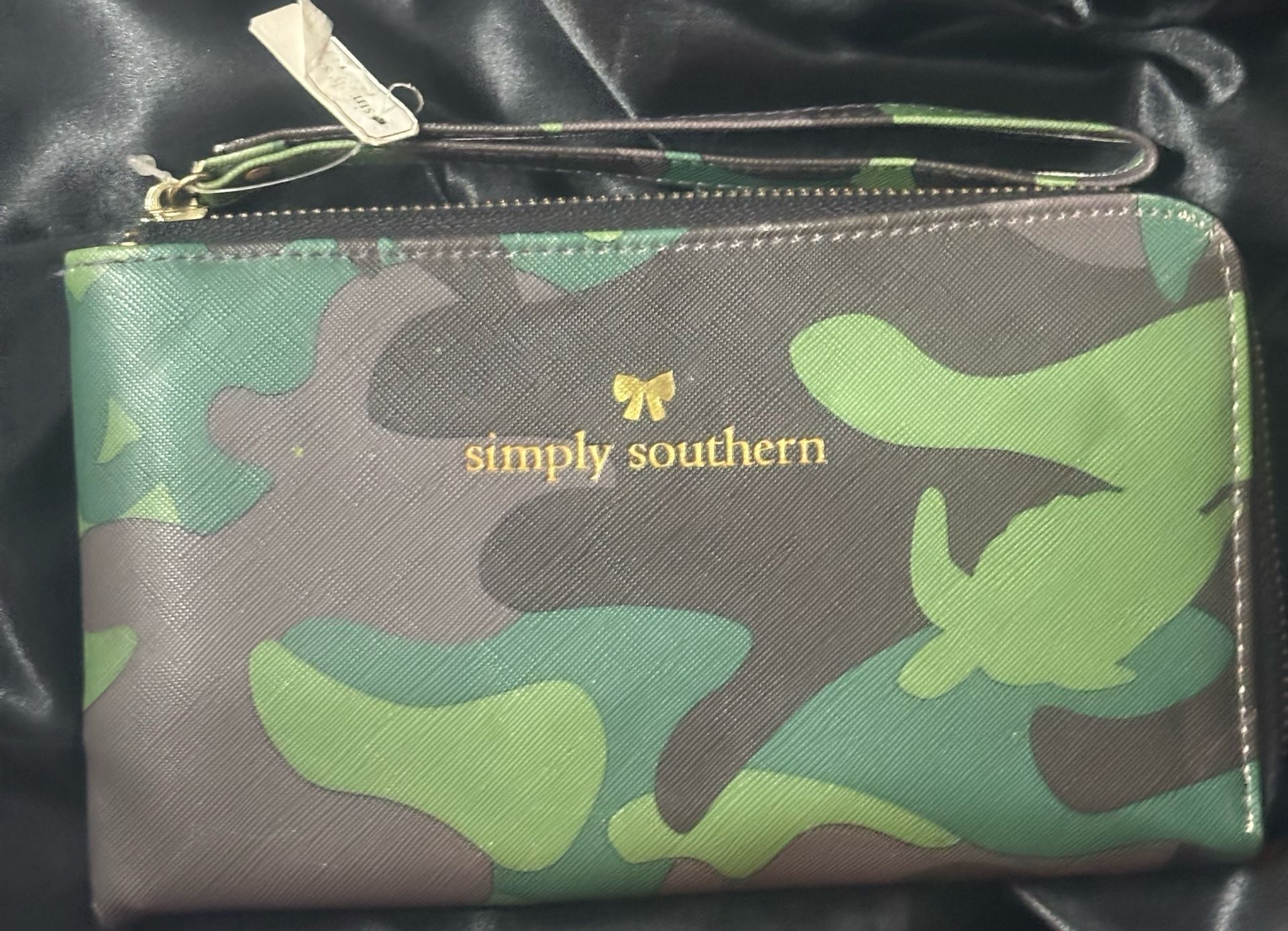 Simply Southern Camo Print Wristlet Wallet New With Tags 2