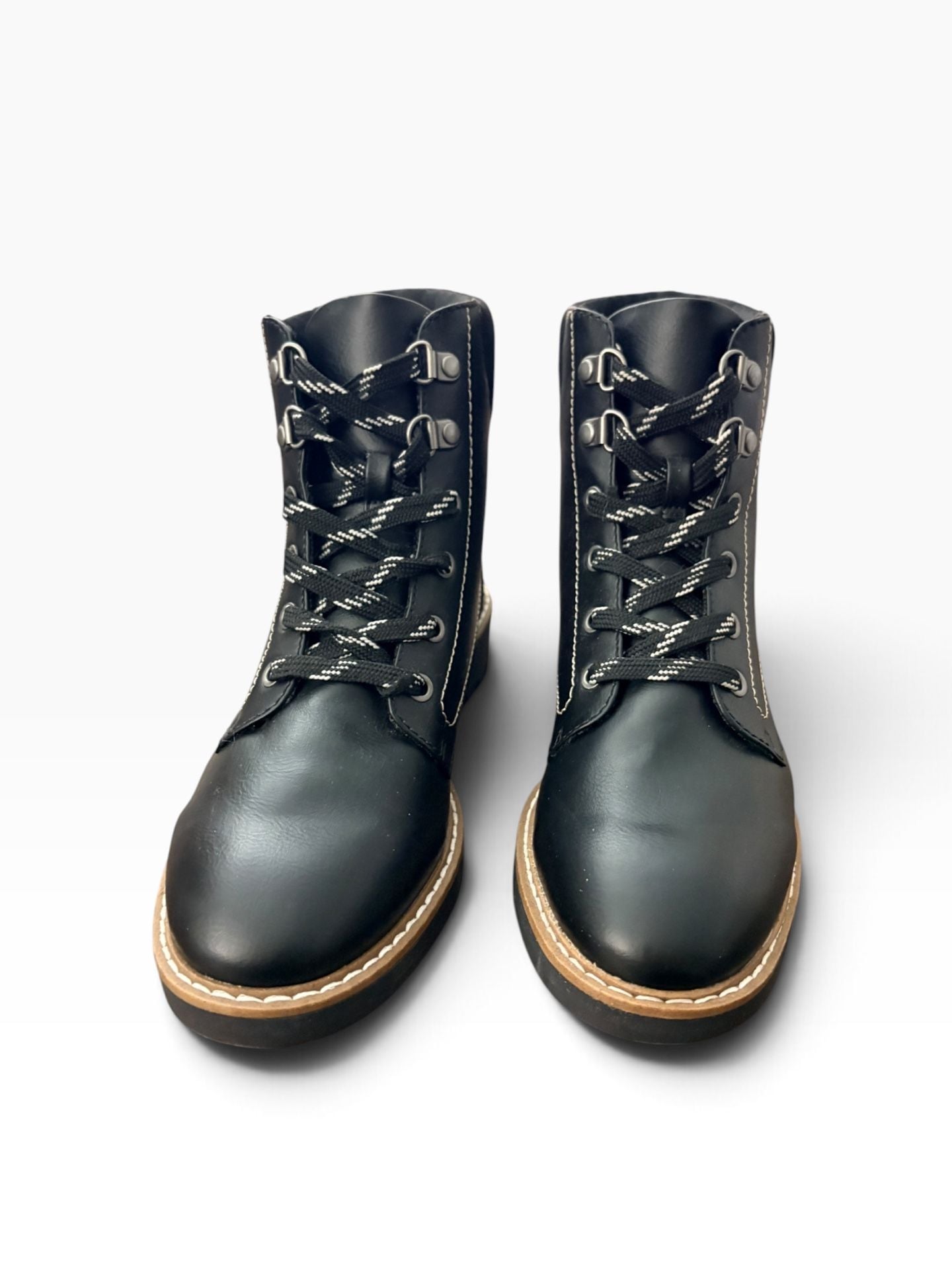 St. John's Bay Durham Boots Size 7M Black Faux Leather 4