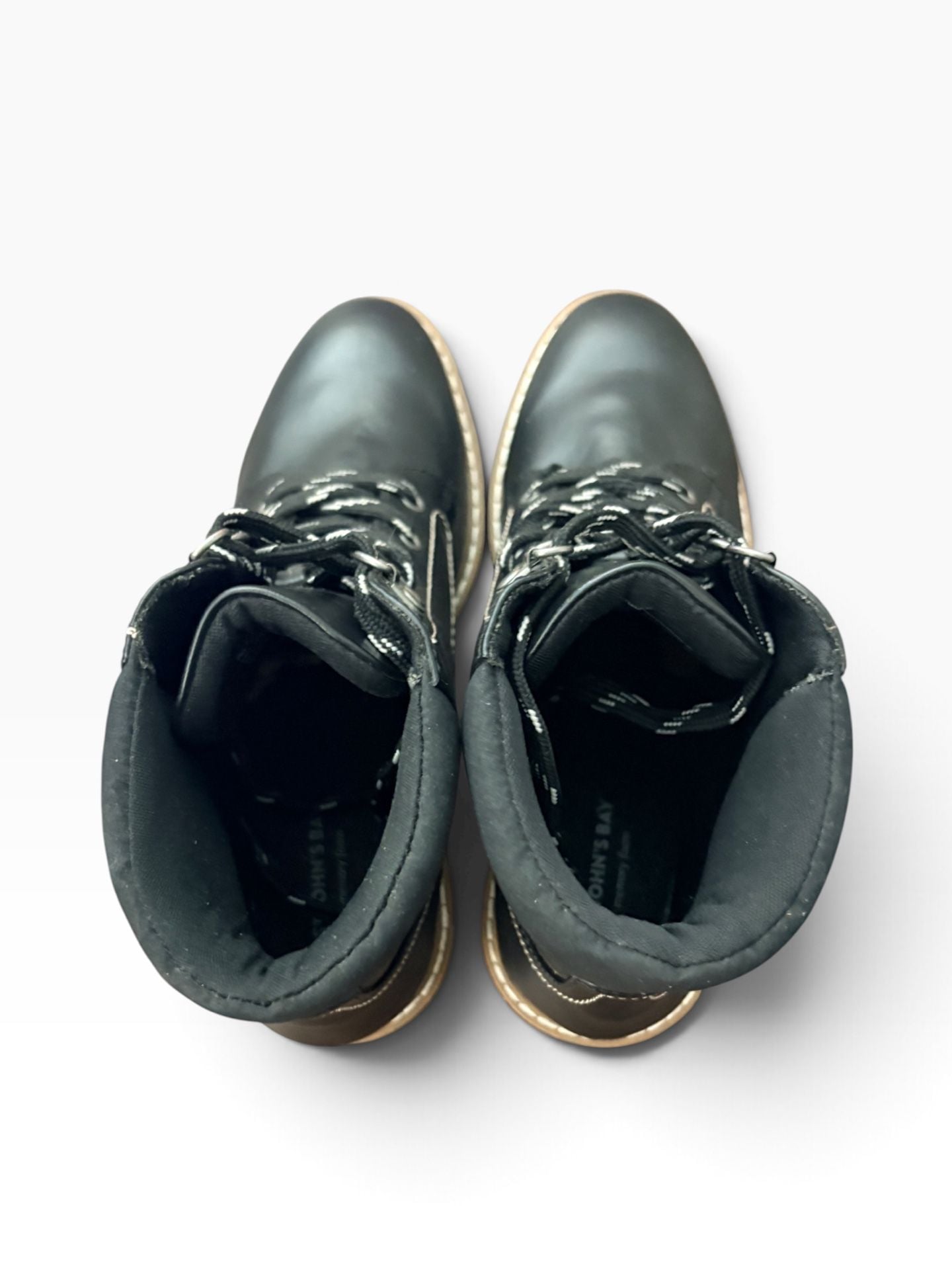 St. John's Bay Durham Boots Size 7M Black Faux Leather 5