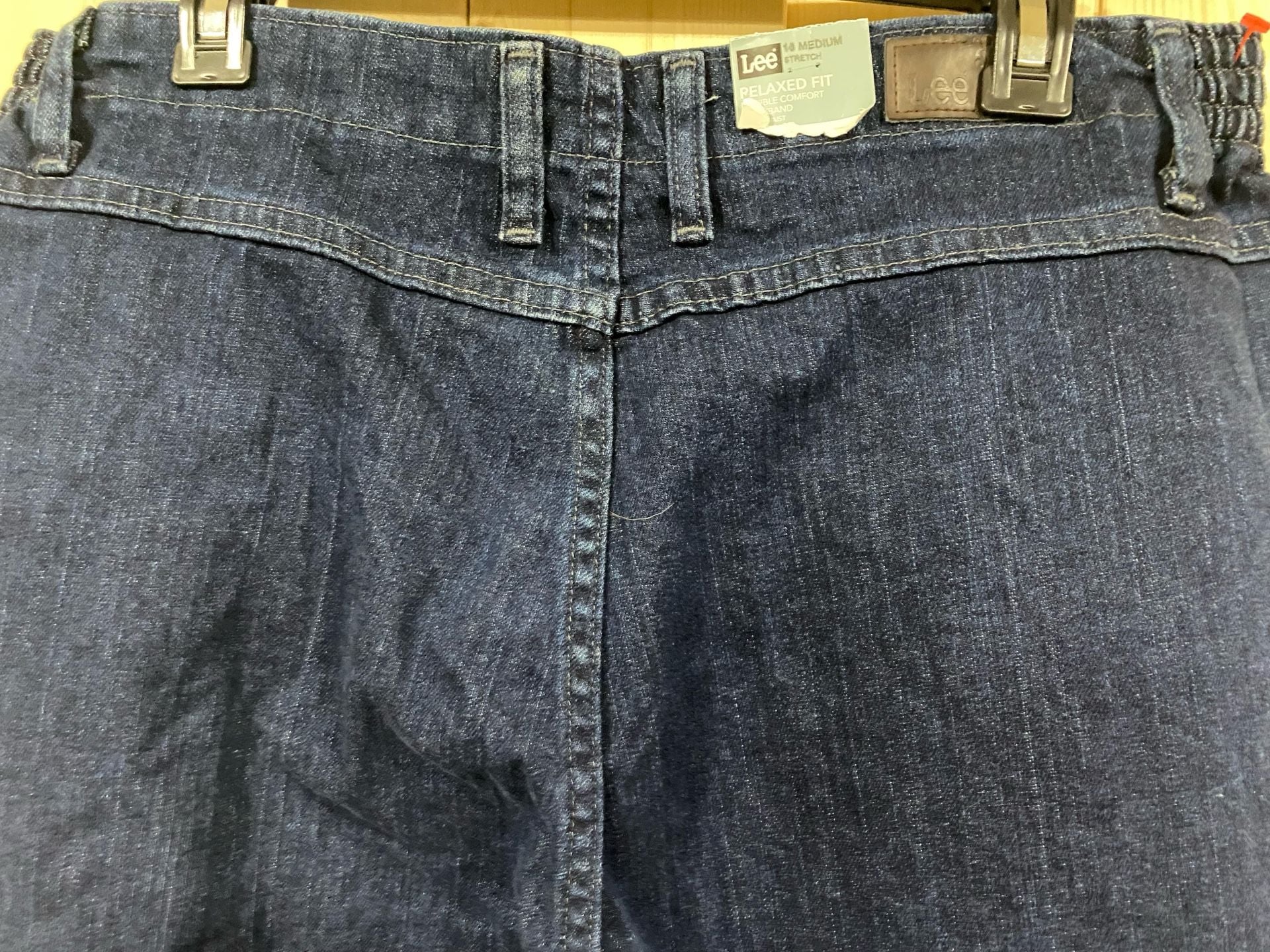 Lee Relaxed Fit Tapered Leg Jeans Size 18 Medium Blue Stretch 6